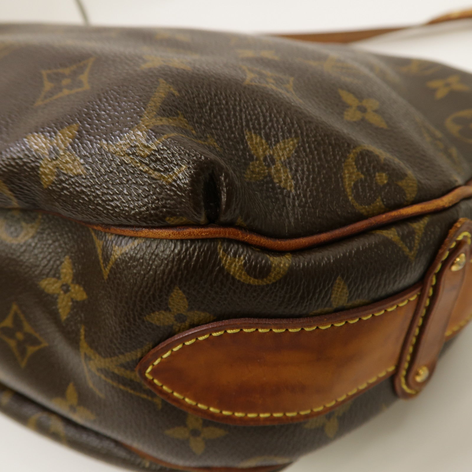 LOUIS VUITTON 【激減優惠】Monogram Tulum GM金扣肩背袋啡色
