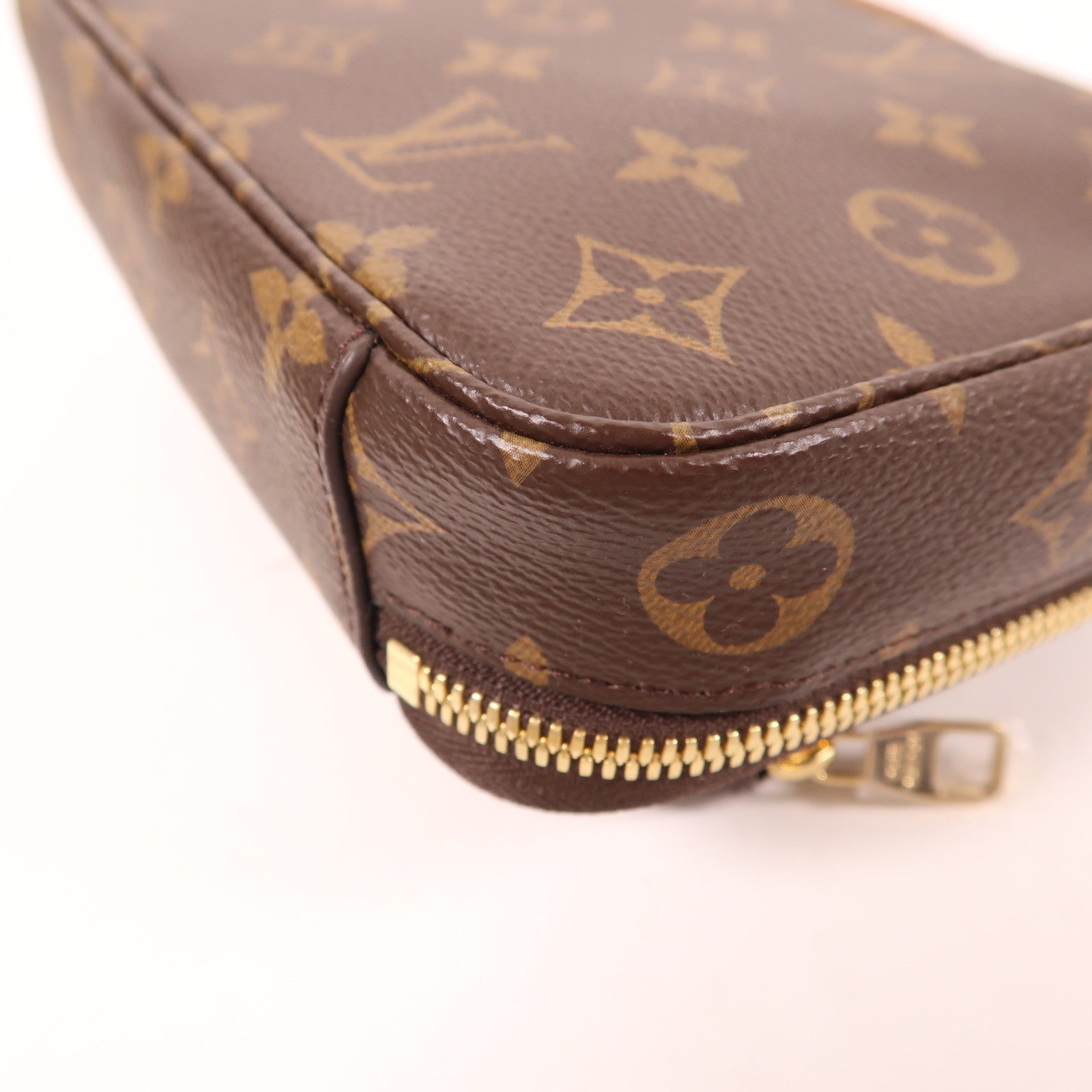 LOUIS VUITTON Monogram Utility金扣手挽肩背兩用袋