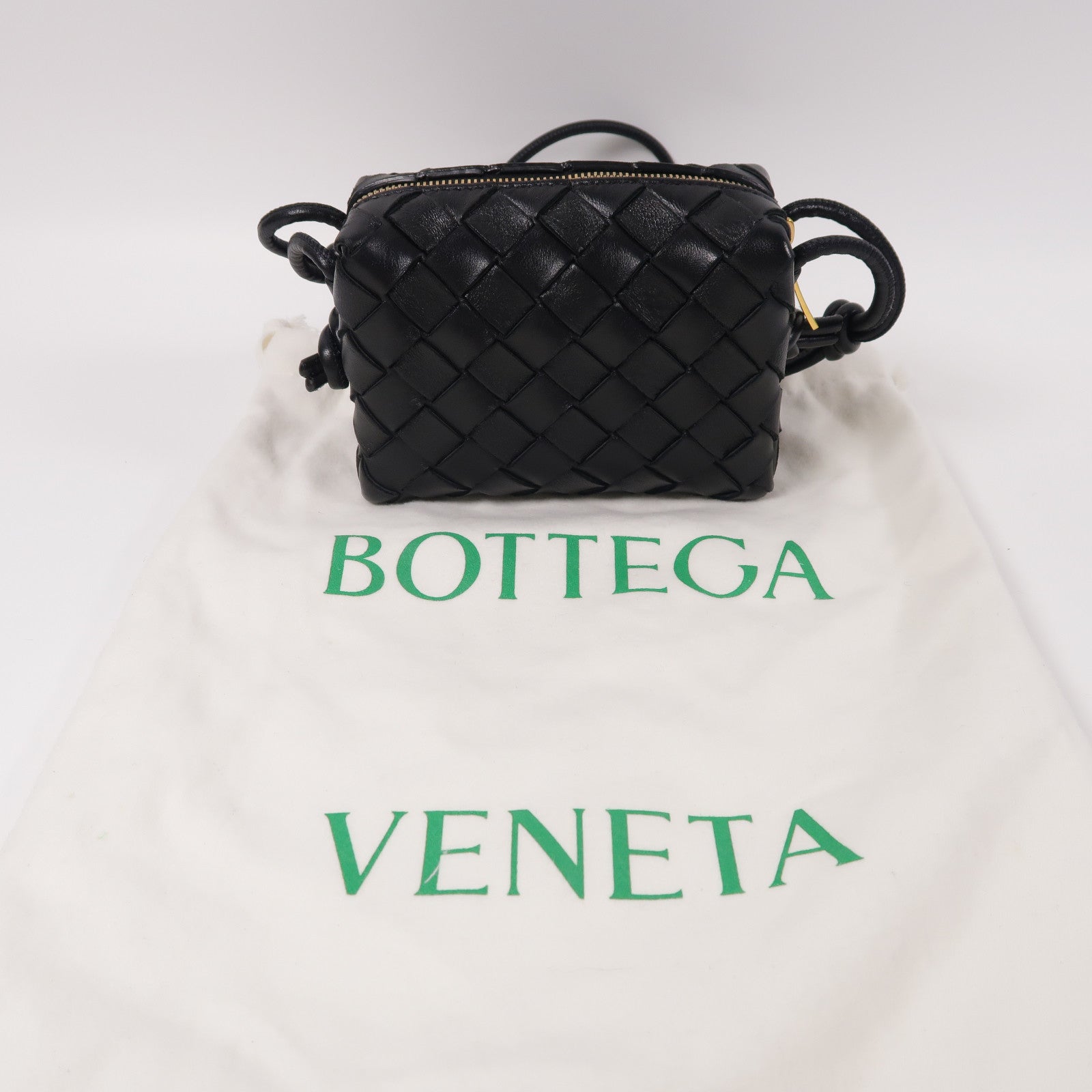 BOTTEGA VENETA 【激減優惠】羊皮皮革Shoulder Bag金扣肩背袋黑色