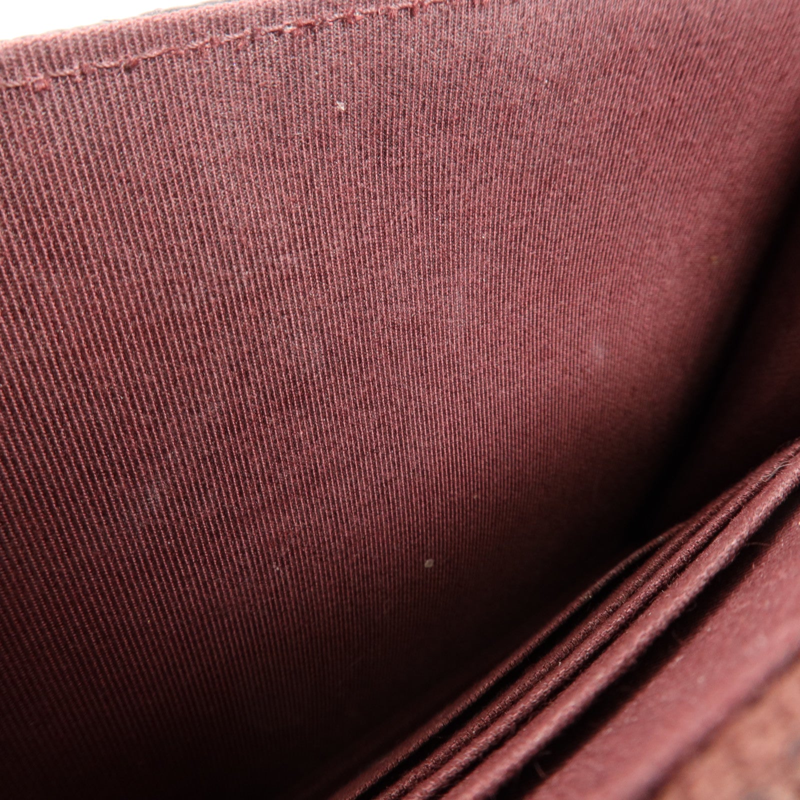 CHANEL 牛皮皮革Wallet On Chain金扣鏈帶肩背袋