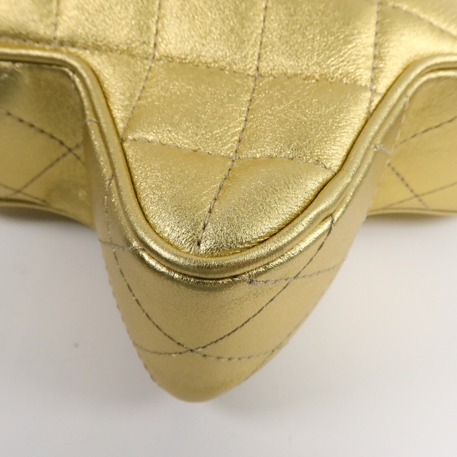CHANEL 羊皮皮革Matelasse Star鏈帶肩背袋