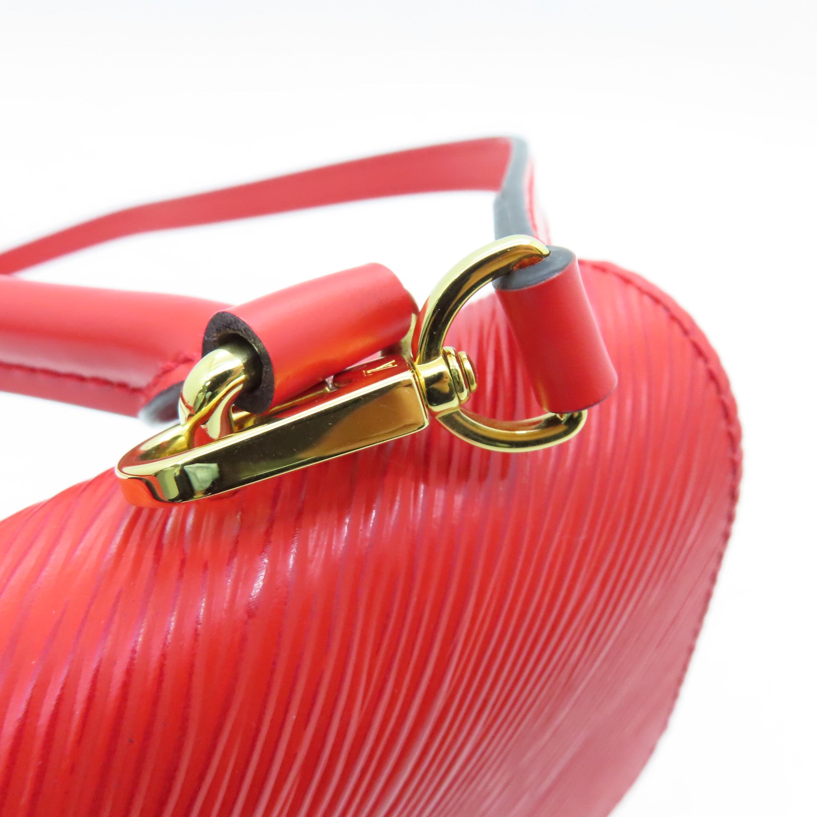 LOUIS VUITTON Epi Locky BB gold buckle shoulder shoulder bag red
