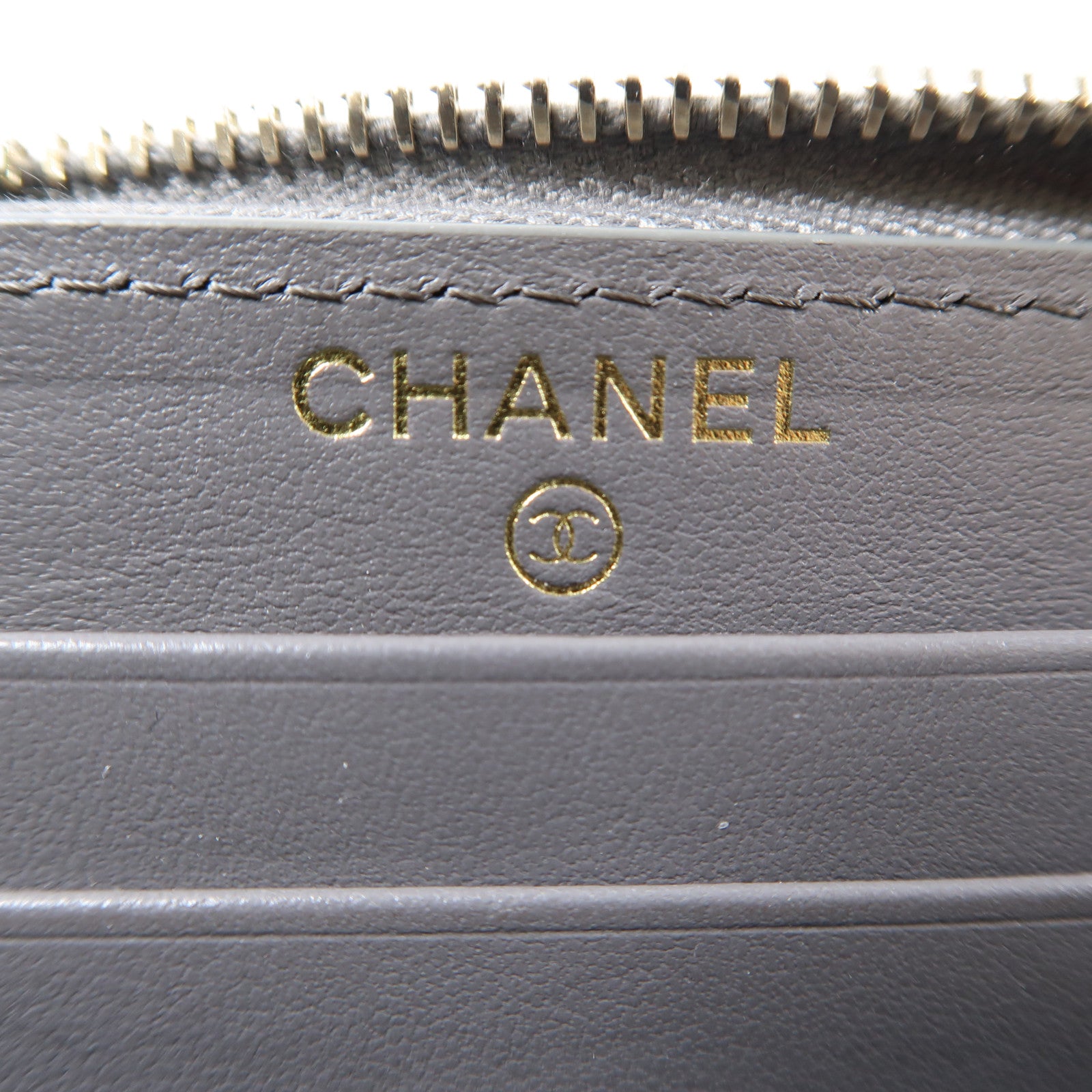 CHANEL 菱格羊皮皮革Wallet銀扣錢包灰色