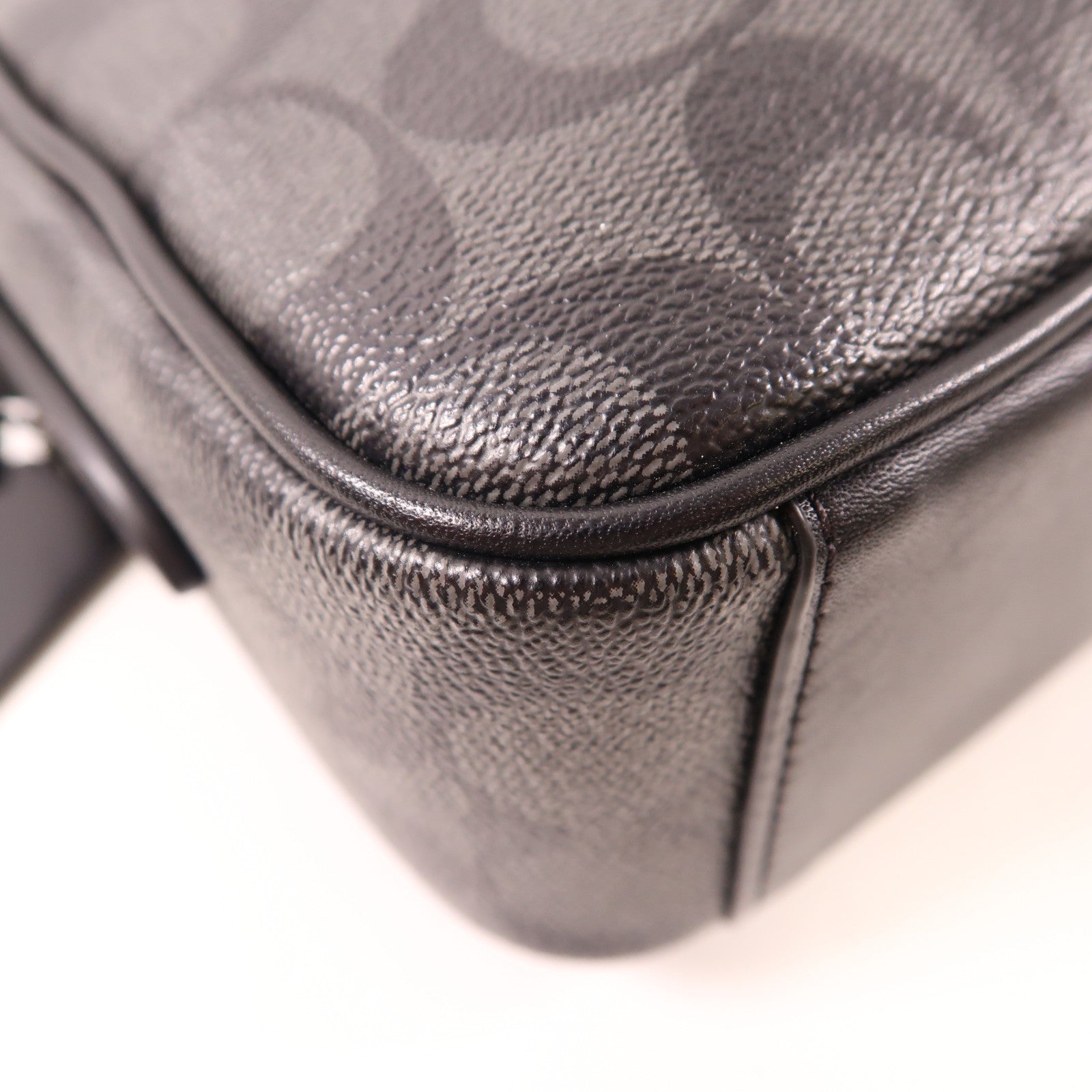 COACH 塗層帆布/皮革Graham Crossbody Bag肩背袋黑色