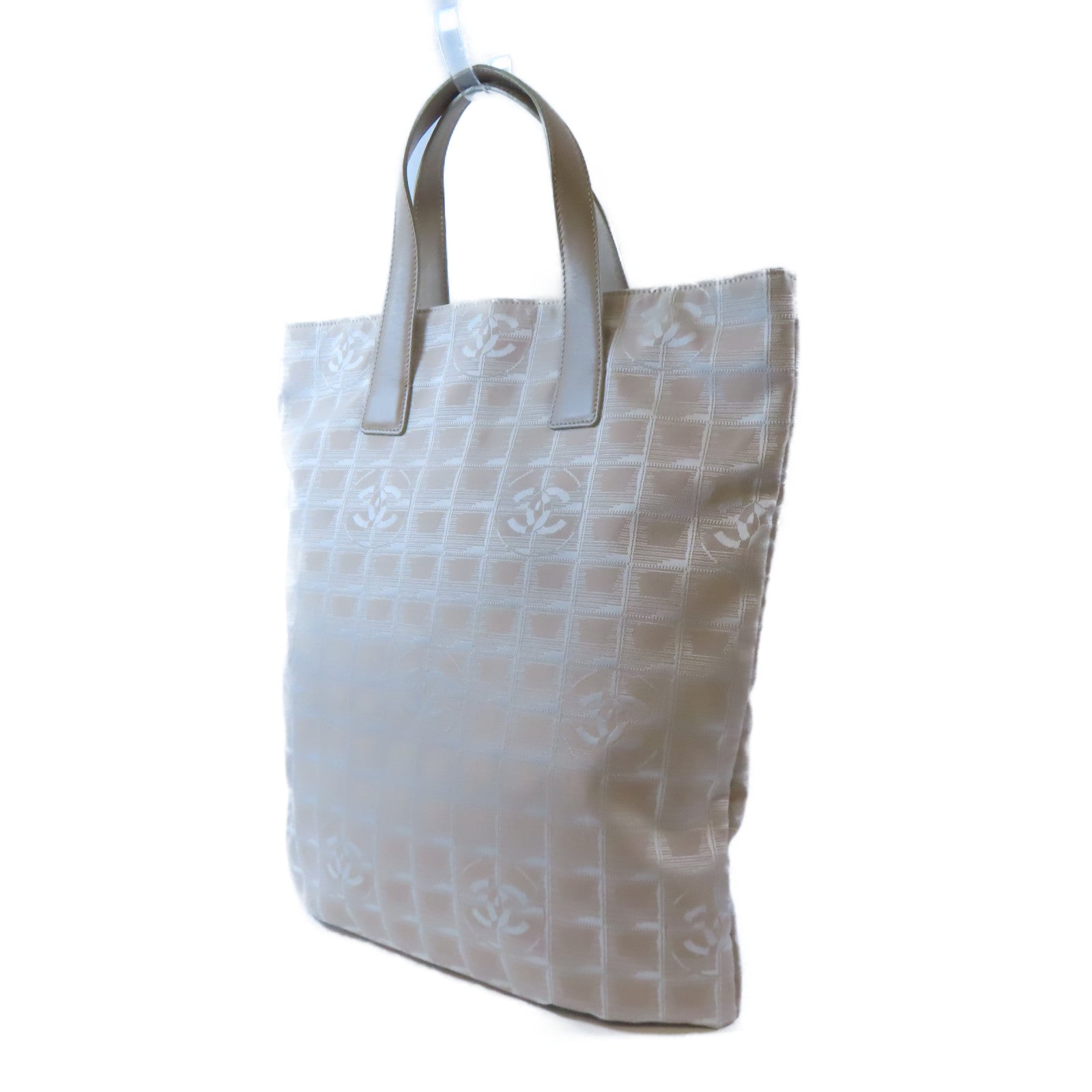 CHANEL 尼龍New Travel Line Tote Bag銀扣手挽袋淺褐色