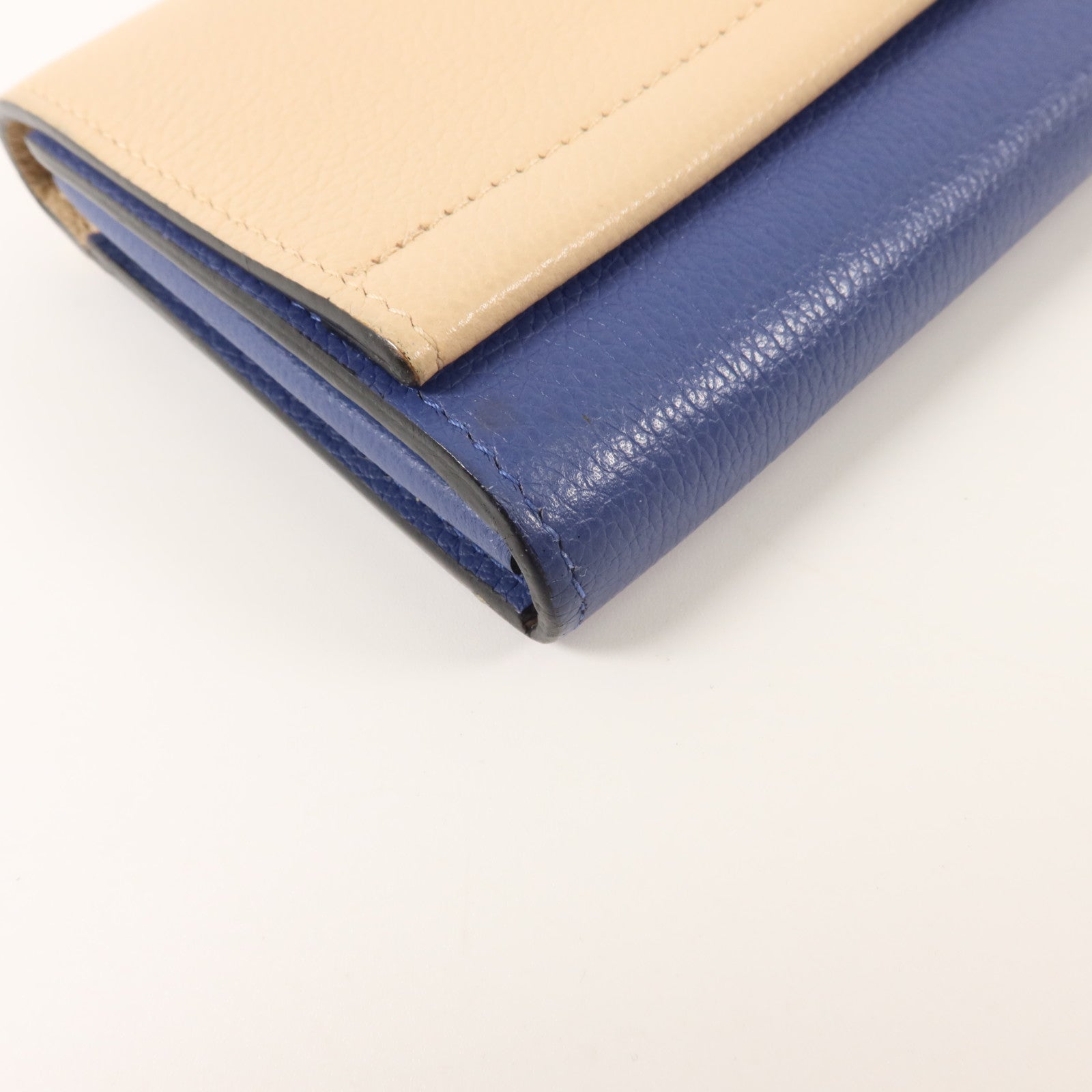 LOUIS VUITTON 牛皮皮革Lockme II長錢包