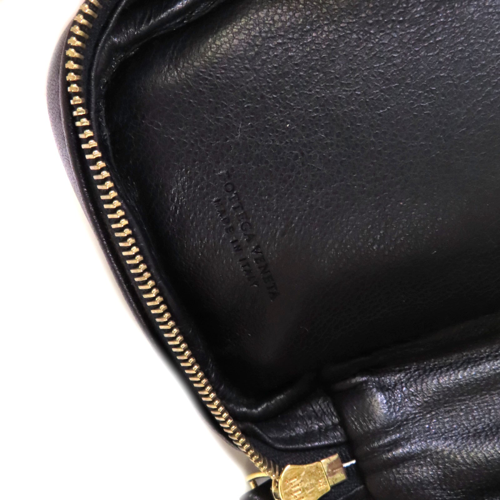 BOTTEGA VENETA 織紋皮革Pouch金扣手拿包黑色