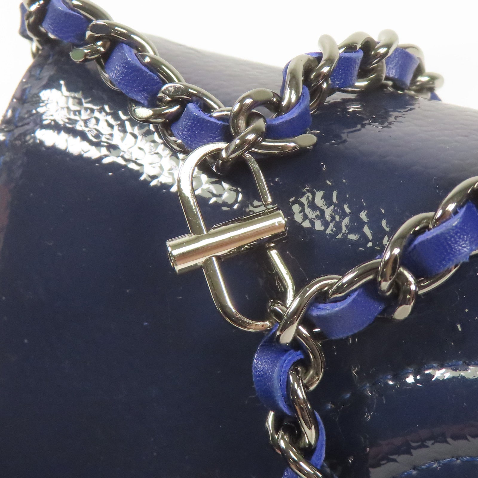 CHANEL 皮革WOC Wallet On Chain銀扣鏈帶肩背袋