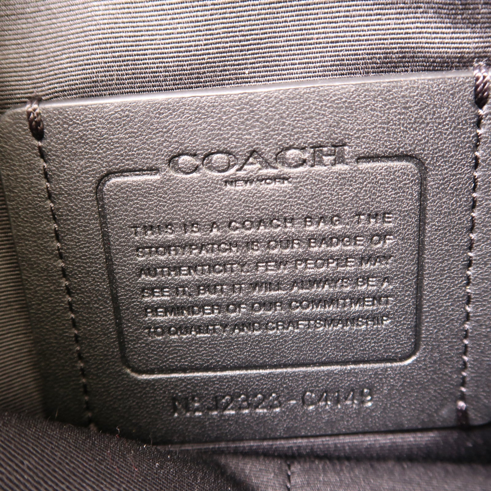 COACH 塗層帆布/皮革Graham Crossbody Bag肩背袋黑色