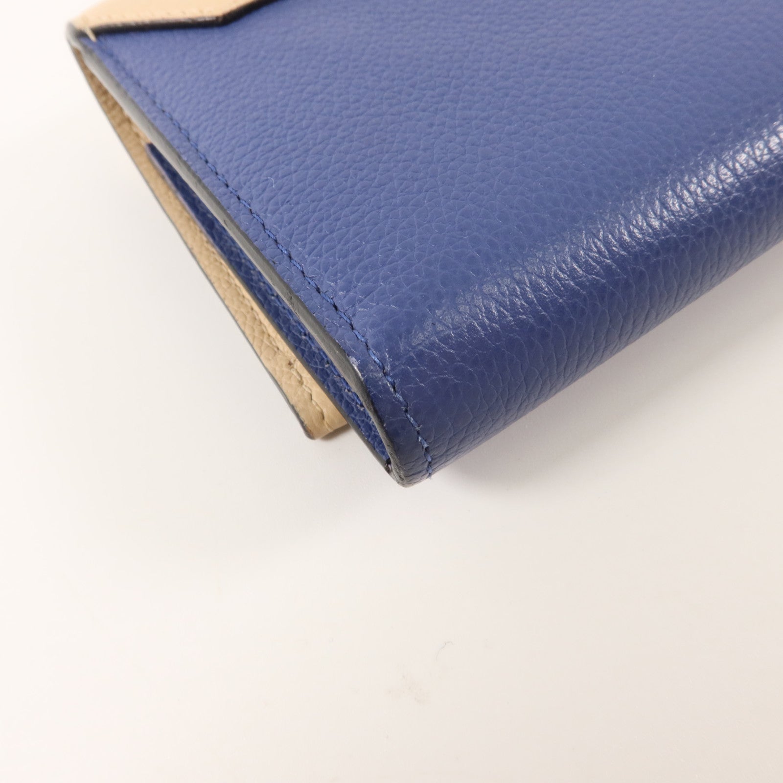 LOUIS VUITTON 牛皮皮革Lockme II長錢包