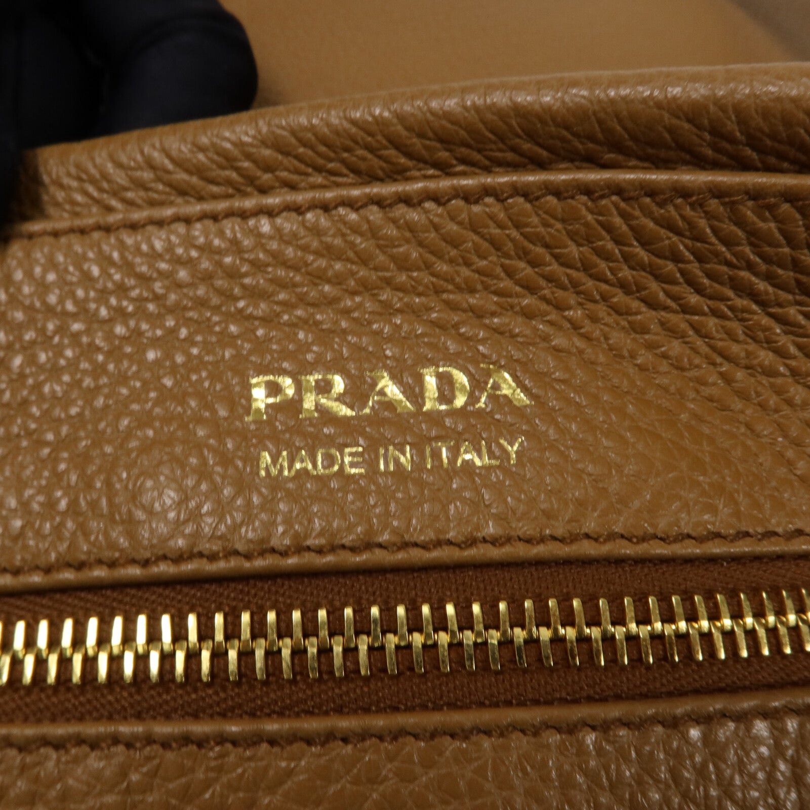 PRADA 牛皮皮革Shoulder Bag肩背袋