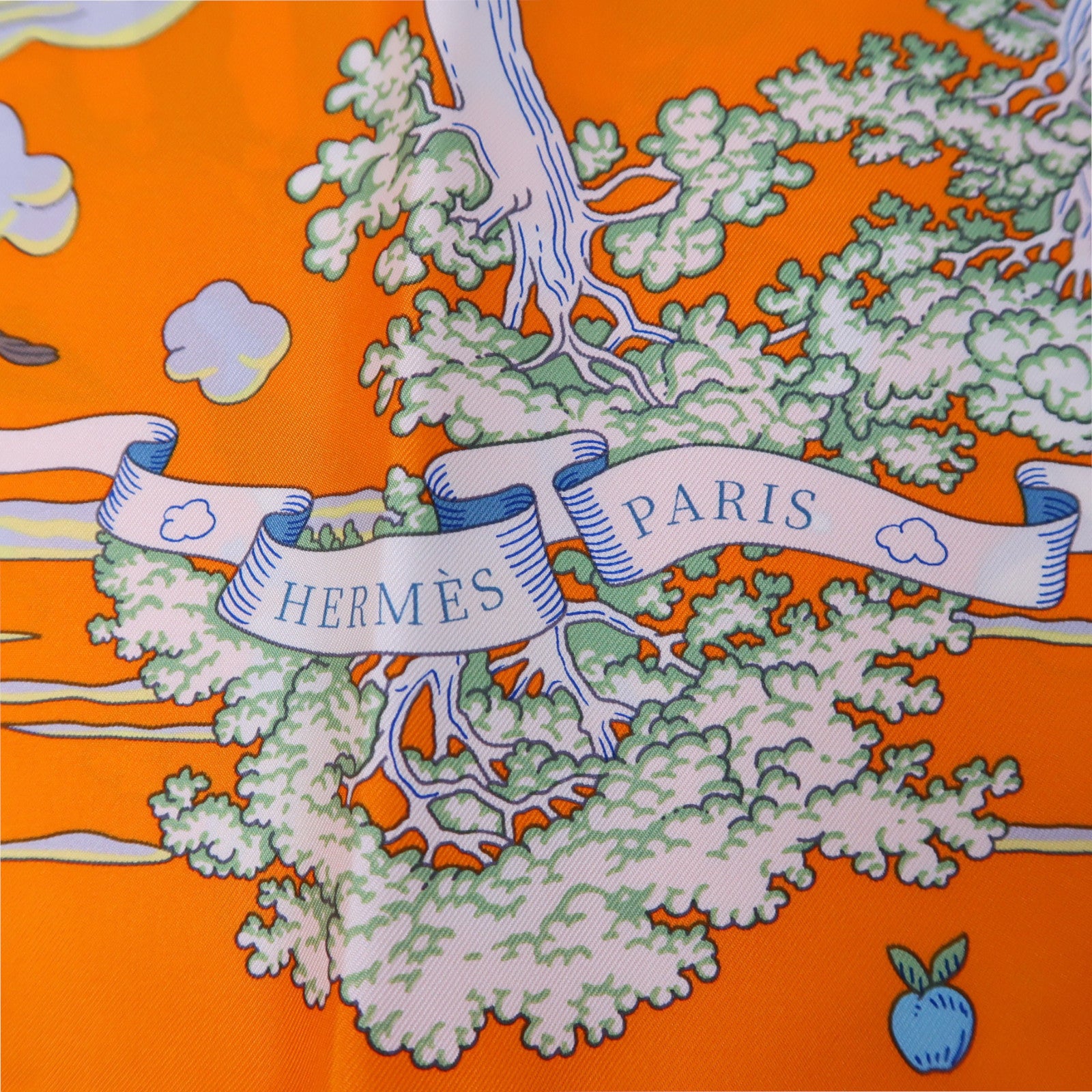 HERMES 絲質Scarf圍巾彩色