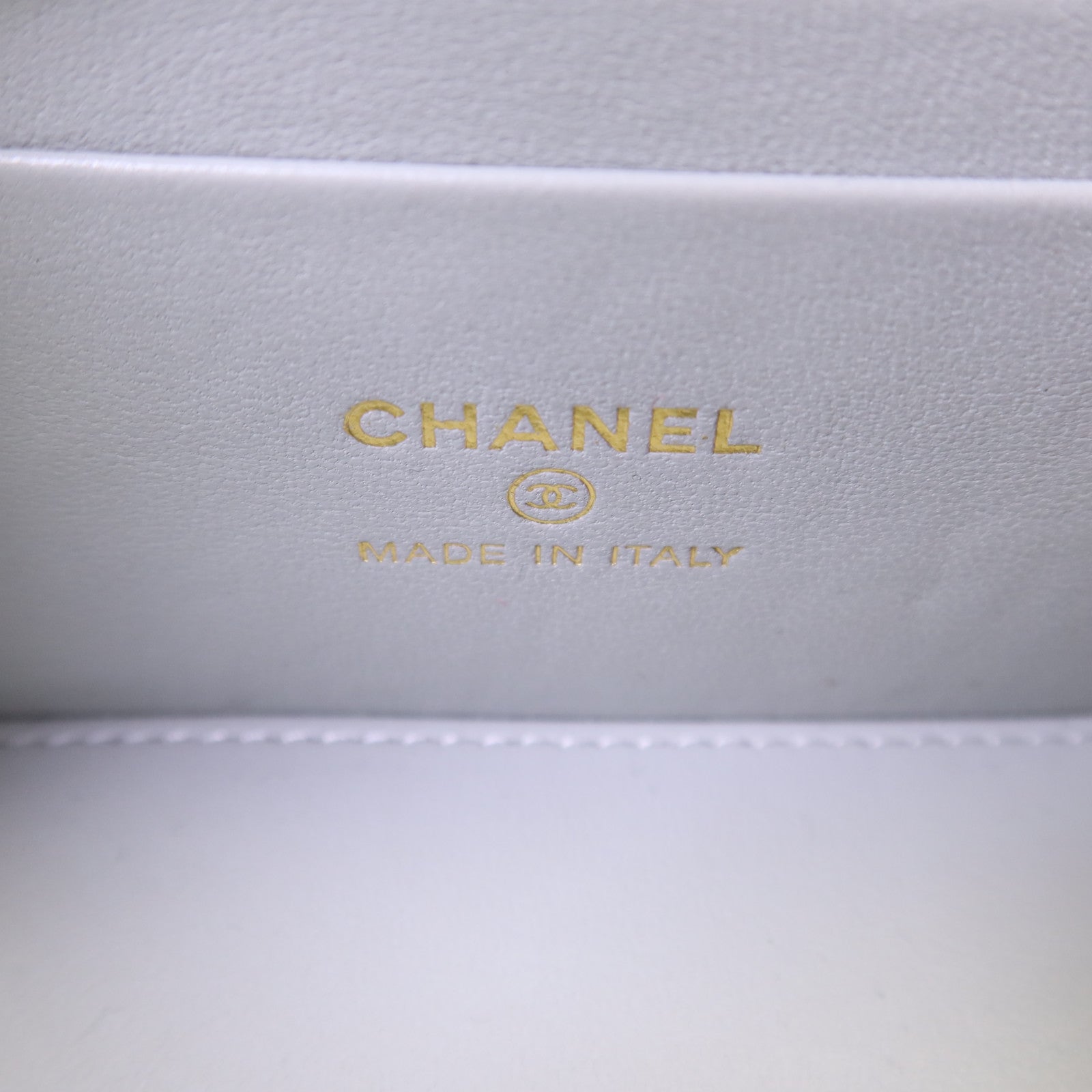 CHANEL 羊皮皮革Vanity Case金扣鏈帶肩背袋