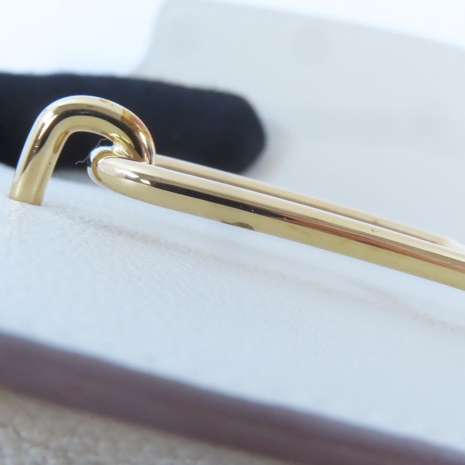 HERMES Chevre皮革Roulis Slim金扣錢包Nata白色