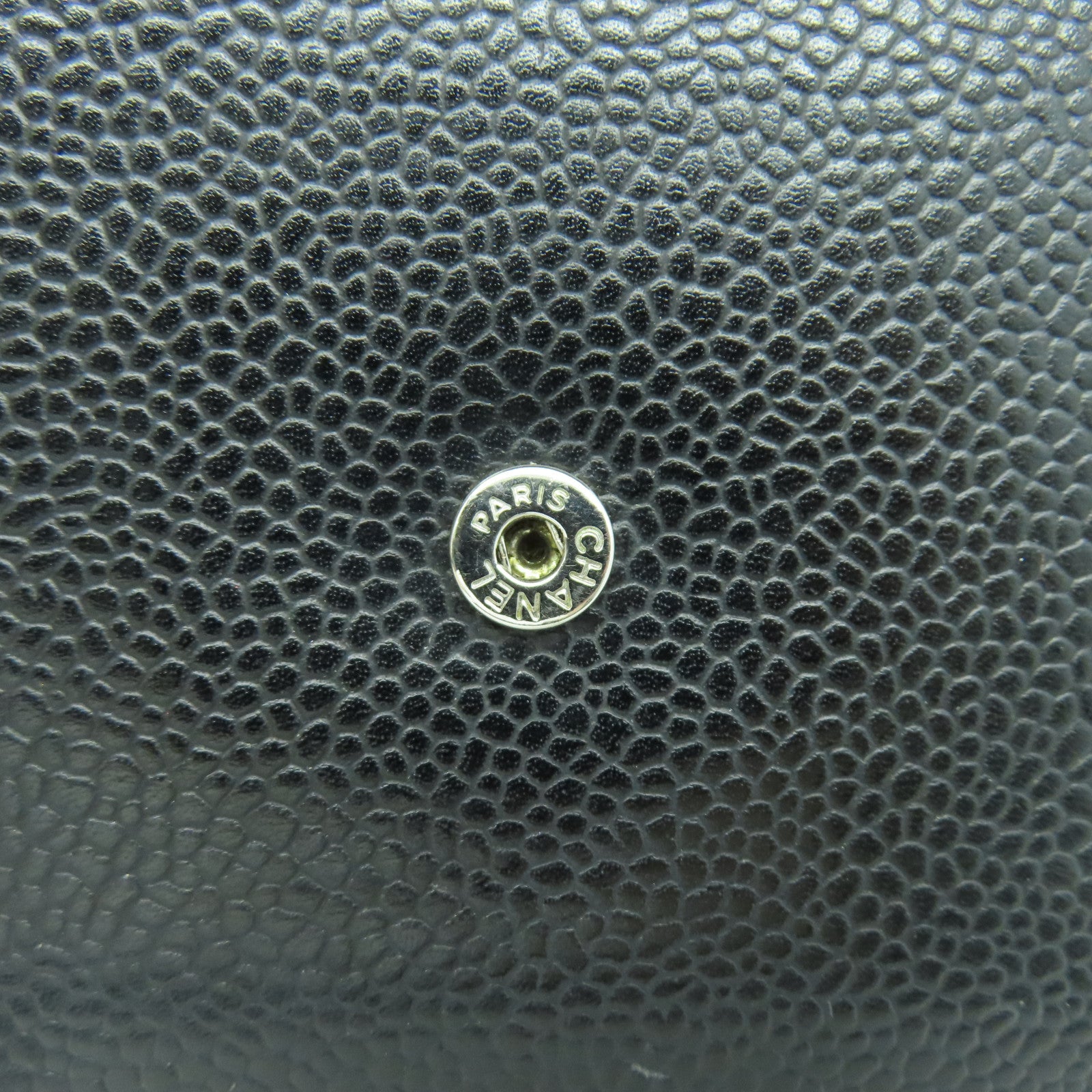 CHANEL 【激減優惠】菱格Caviar皮革Woc銀扣鏈帶肩背袋黑色