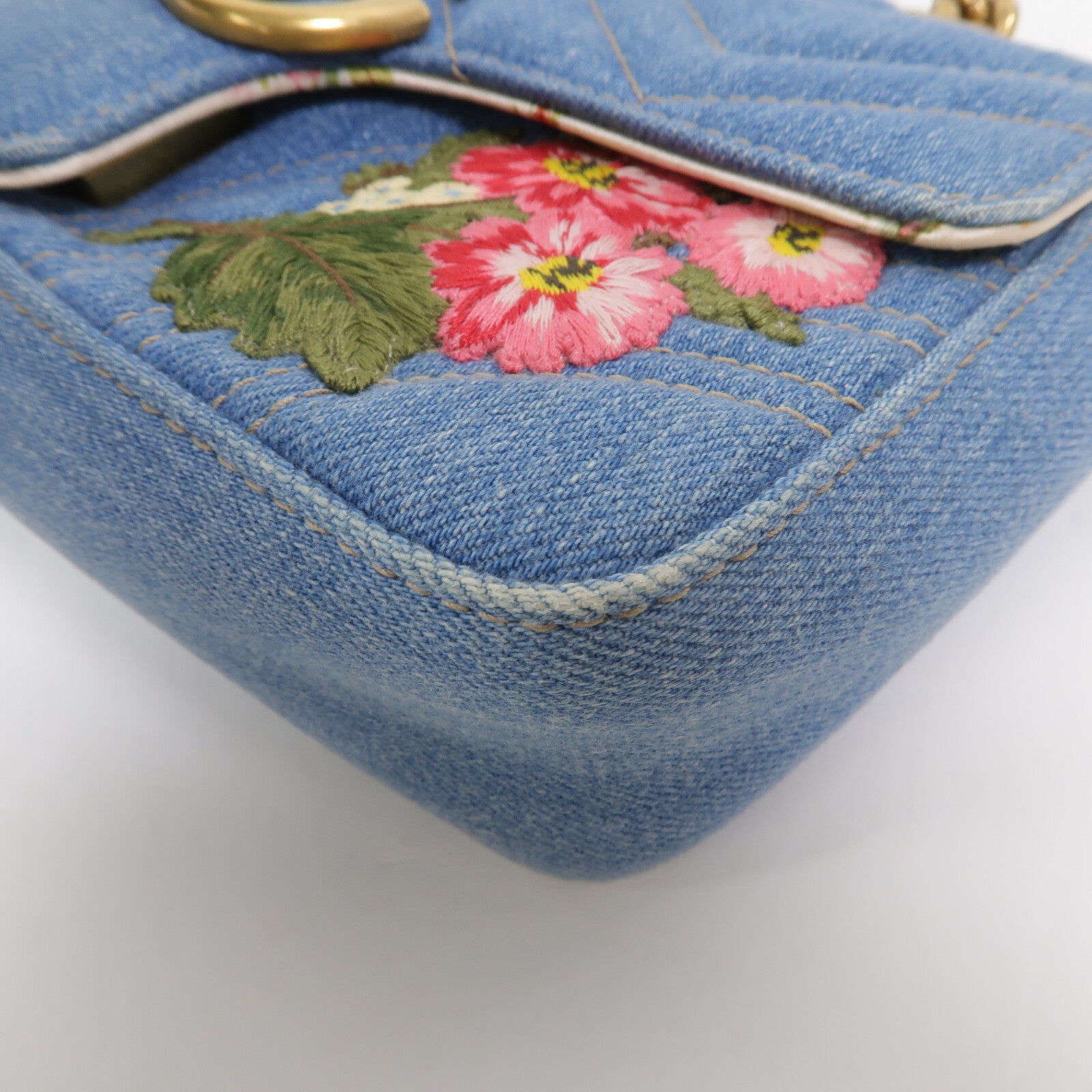GUCCI 牛仔布GG Marmont鏈帶肩背袋