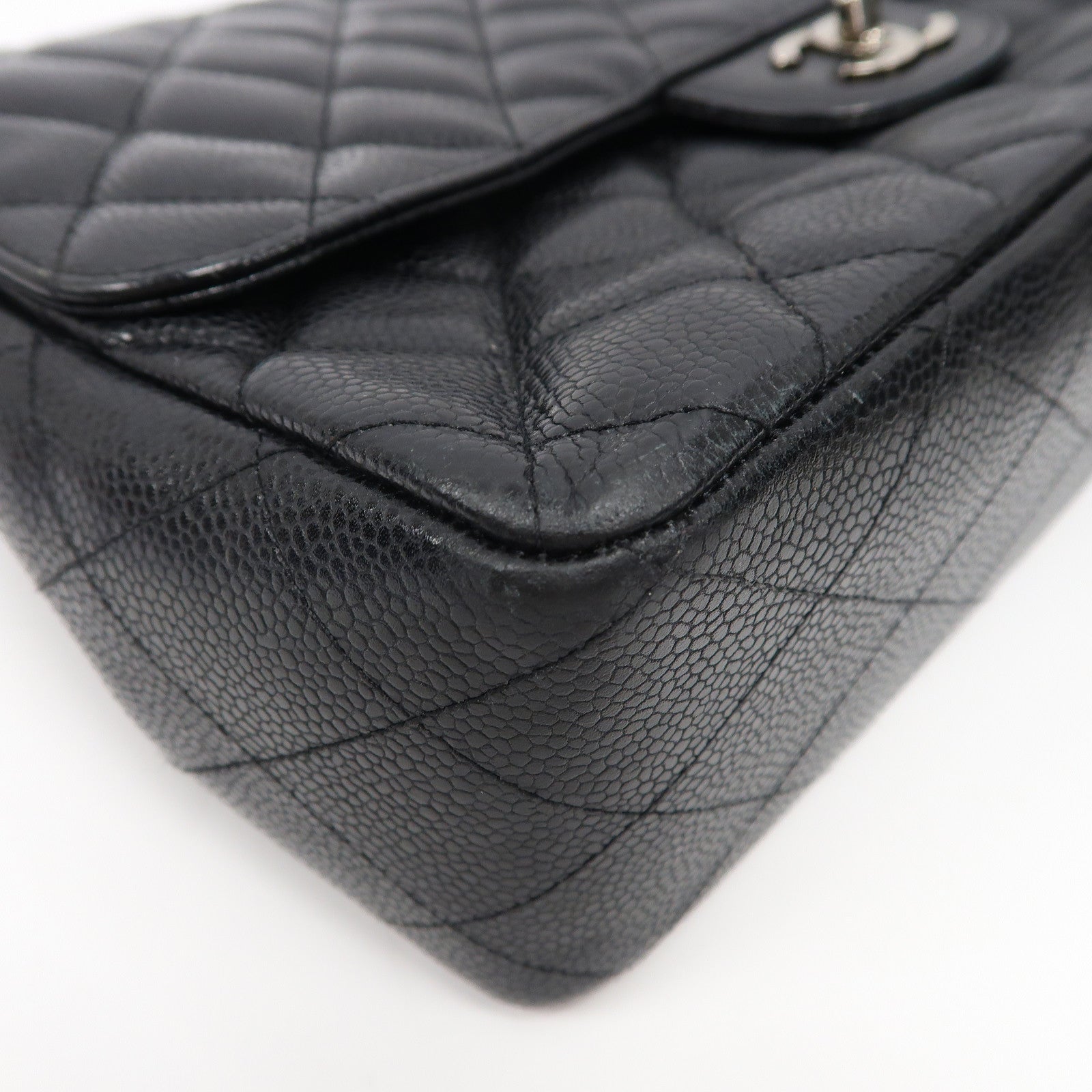 CHANEL 【激減優惠】菱格Caviar皮革Classic Jumbo銀扣鏈帶肩背袋黑色