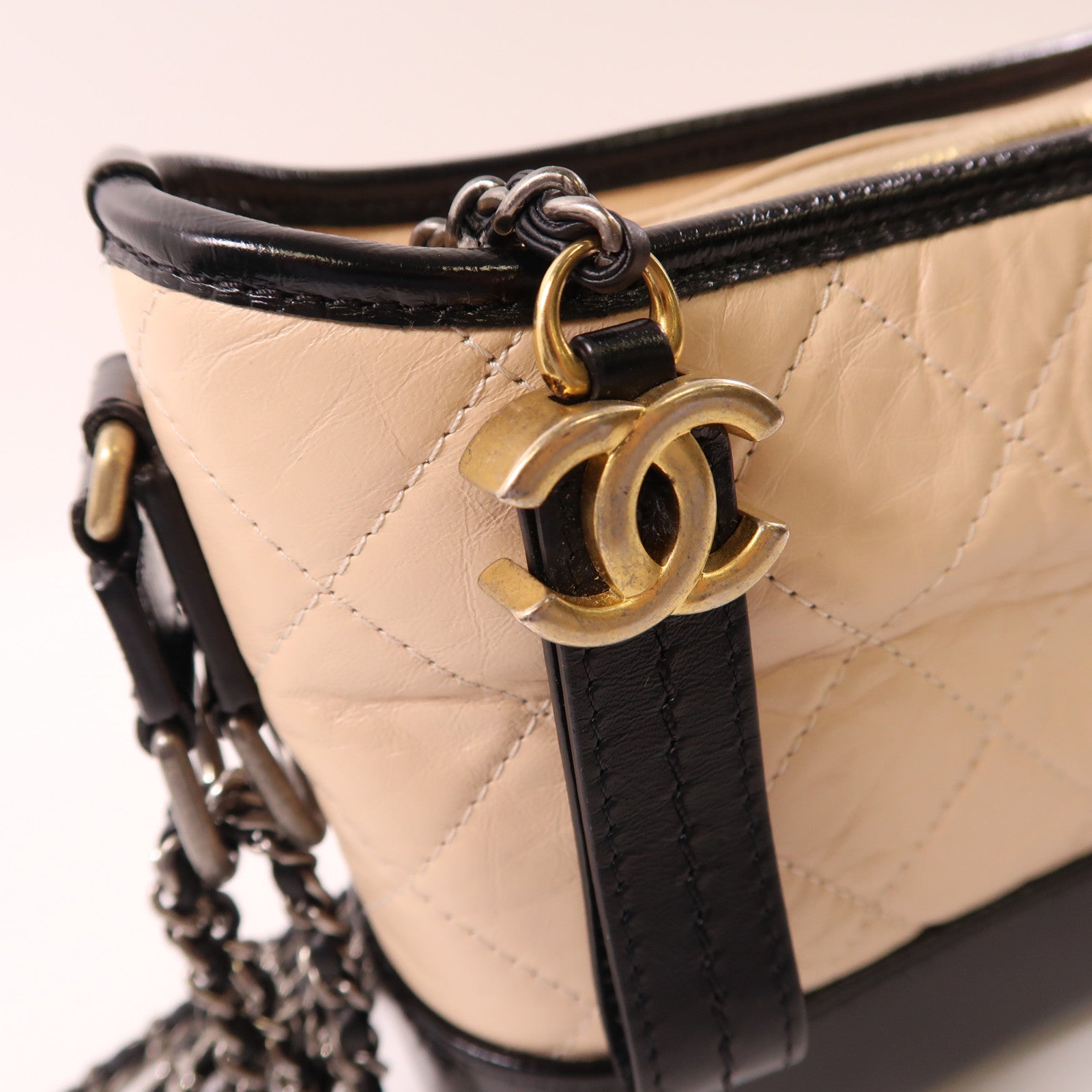 CHANEL 【激減優惠】牛皮皮革Gabrielle Small肩背袋