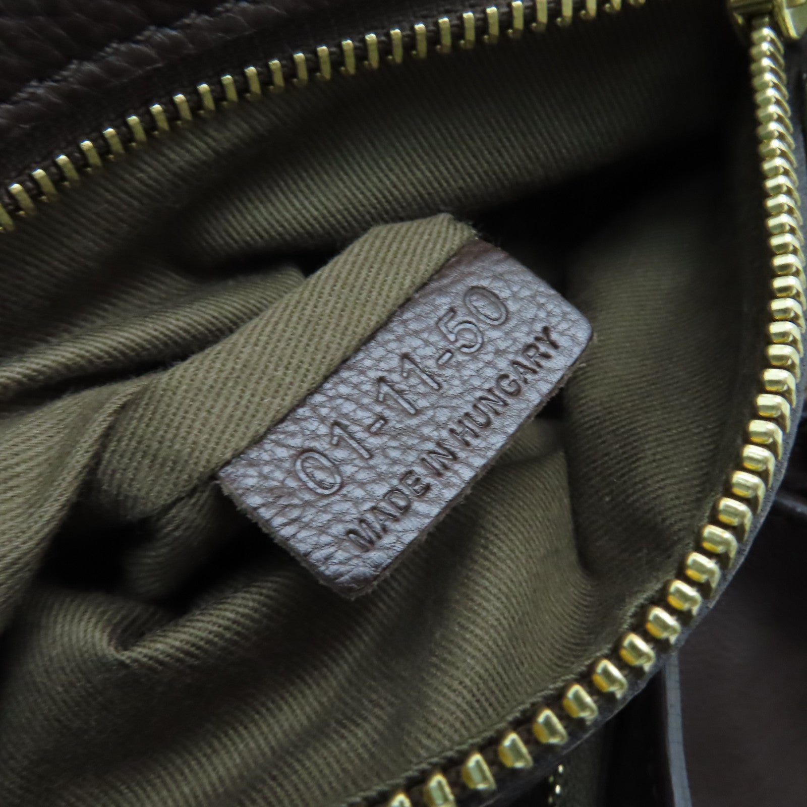 Chloe 【清倉大減價】牛皮皮革Shoulder Bag金扣肩背袋啡色