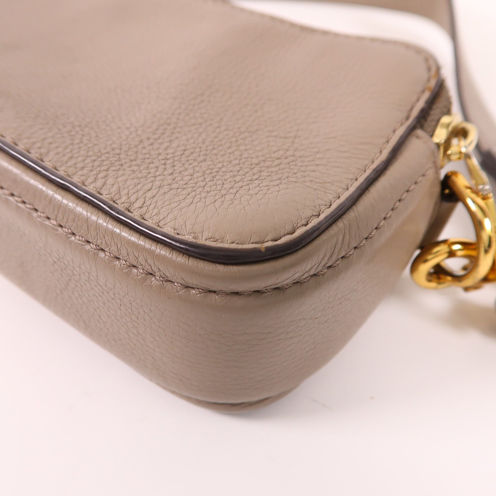 MARC JACOBS 牛皮皮革Shoulder Bag金扣肩背袋