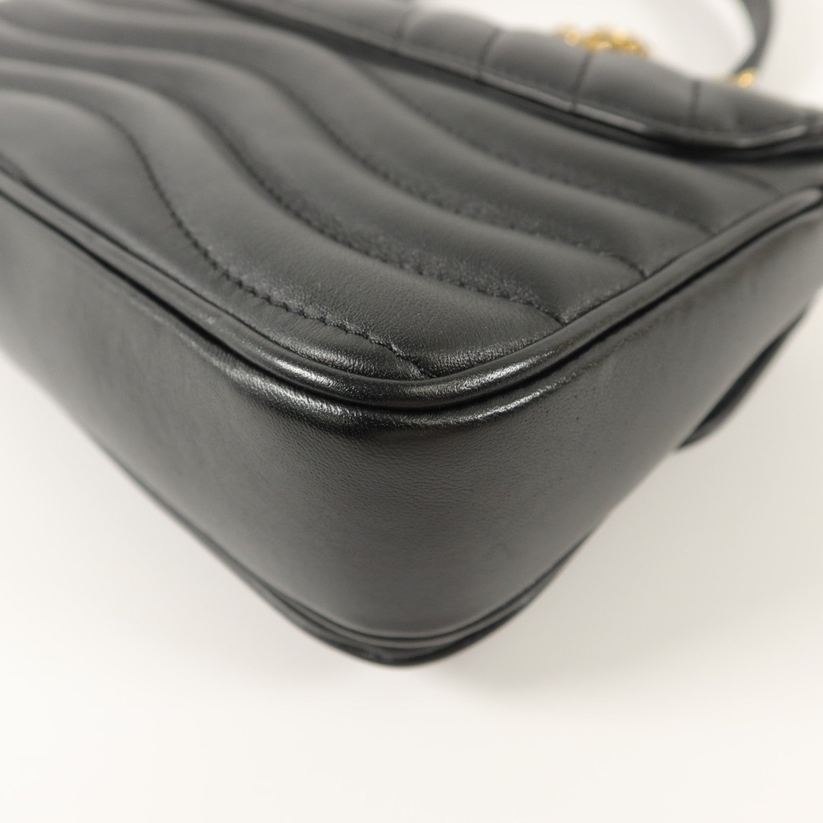 LOUIS VUITTON 牛皮皮革New Wave Chain Bag PM鏈帶肩背袋