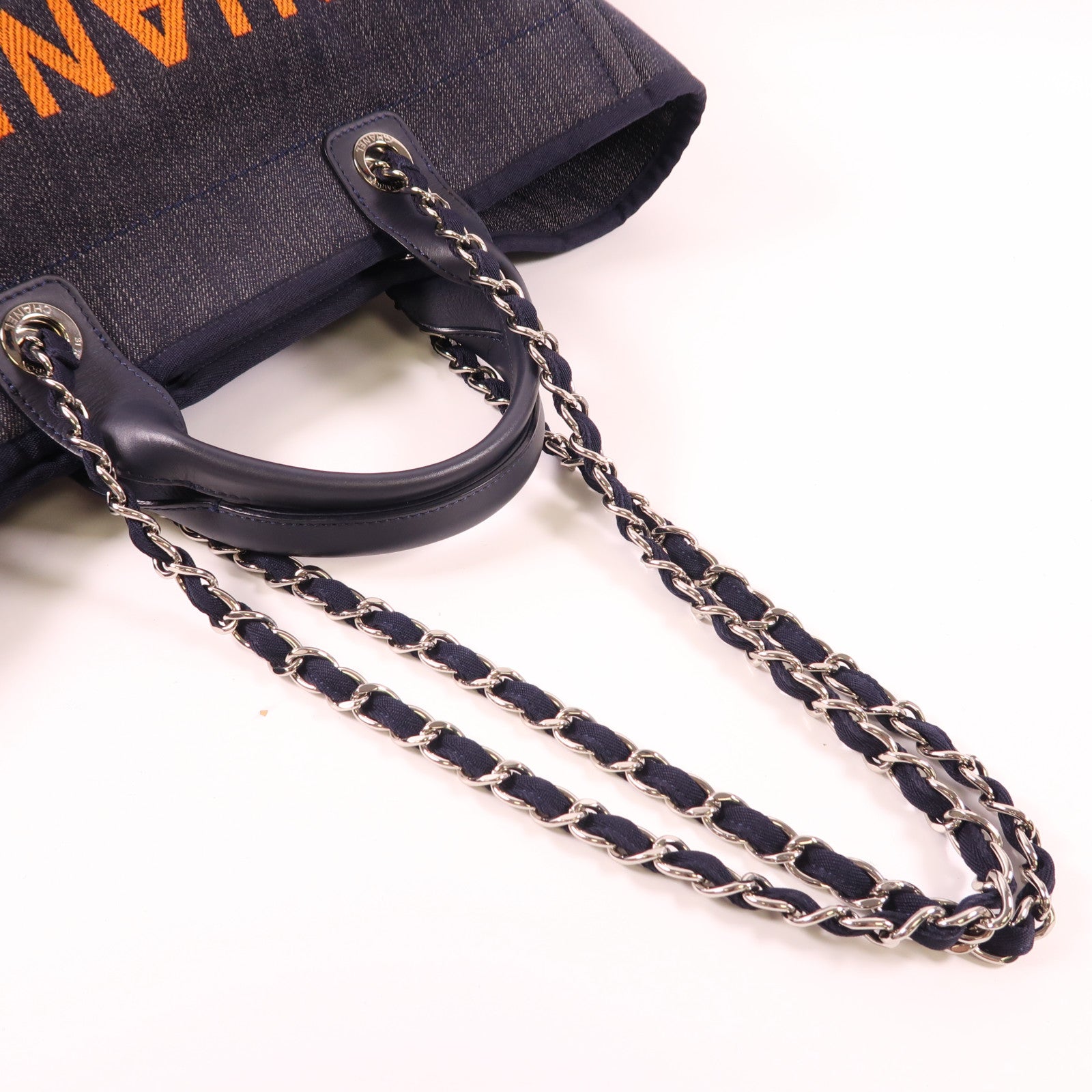 CHANEL 帆布Deauville MM銀扣鏈帶手挽肩背兩用袋