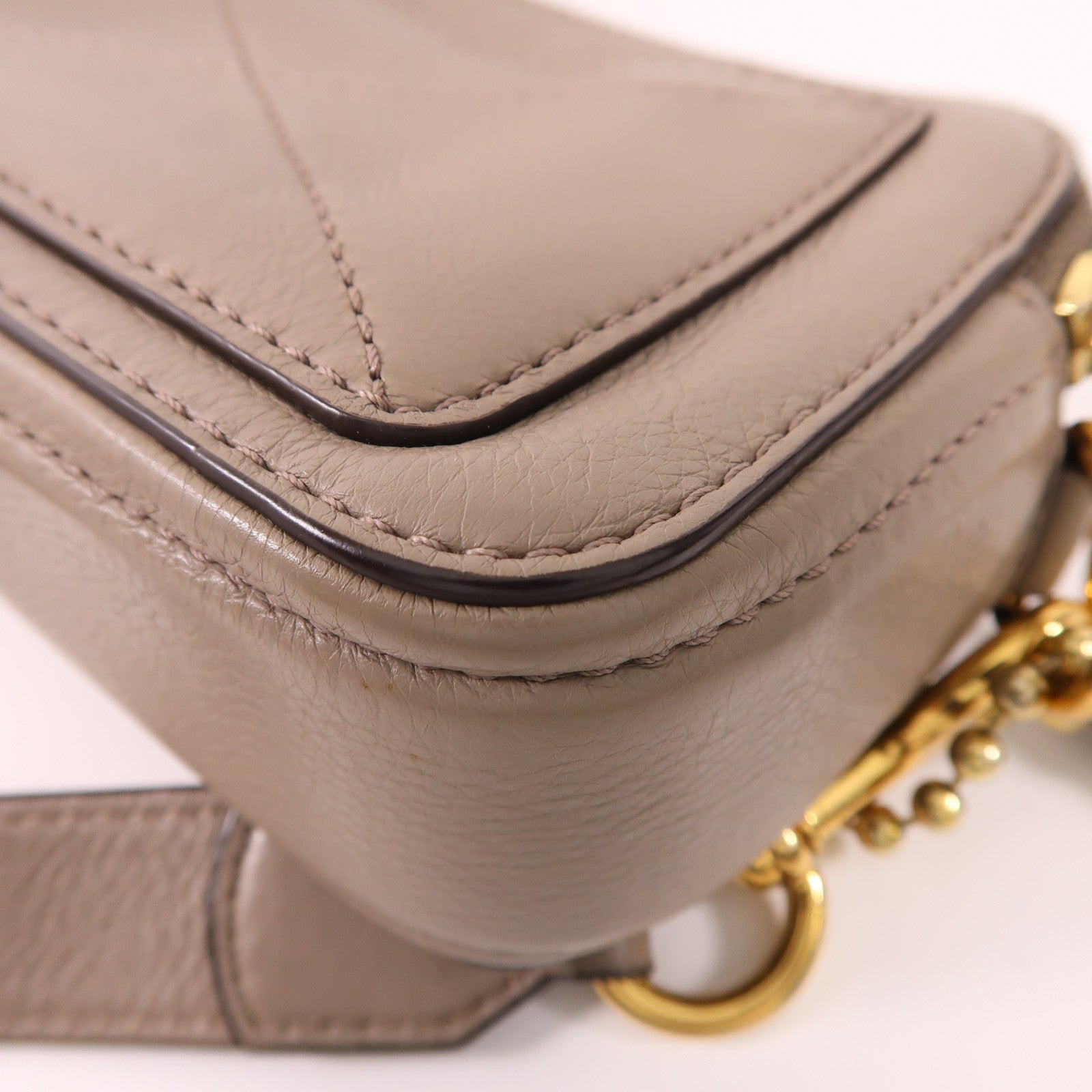 MARC JACOBS 牛皮皮革Shoulder Bag金扣肩背袋