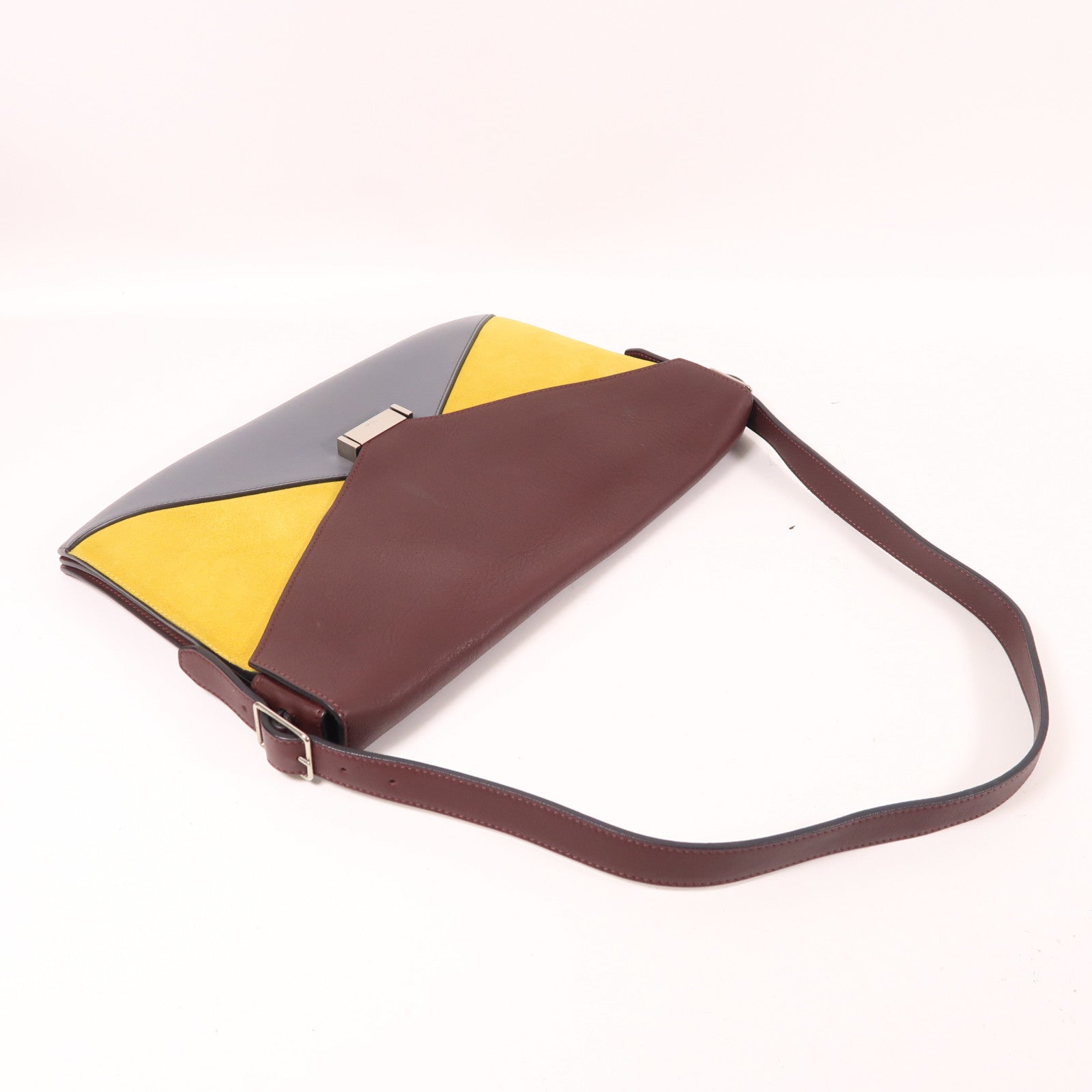 CELINE 【激減優惠】牛皮皮革Shoulder Bag銀扣肩背袋