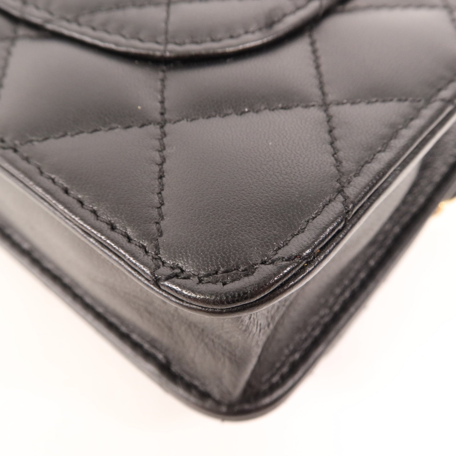 CHANEL 羊皮皮革WOC Wallet On Chain金扣鏈帶肩背袋