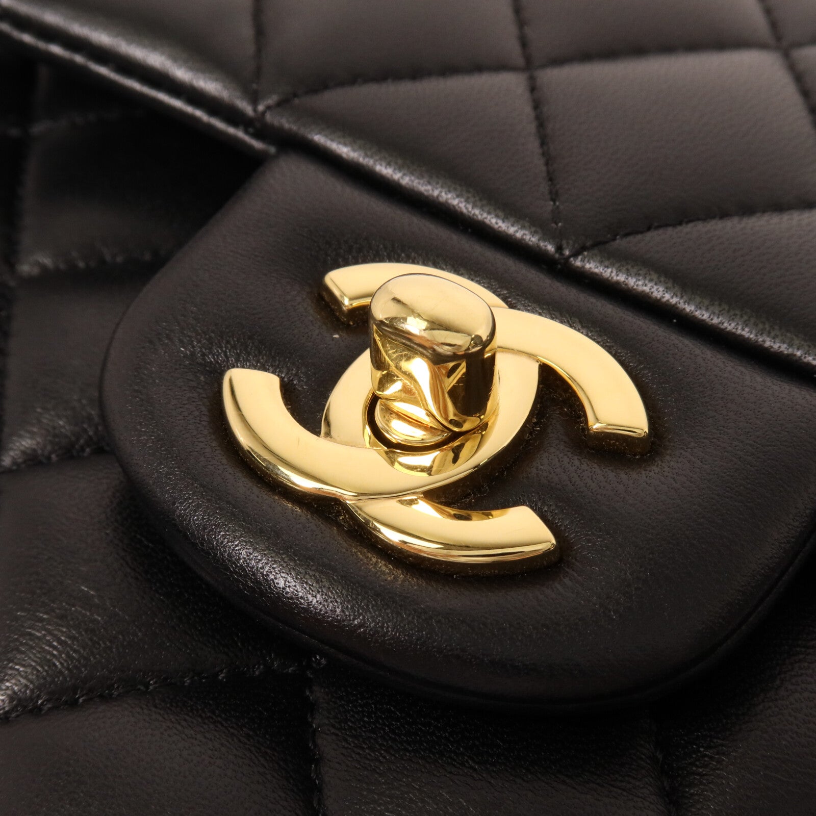 CHANEL 羊皮皮革Classic 23鏈帶肩背袋