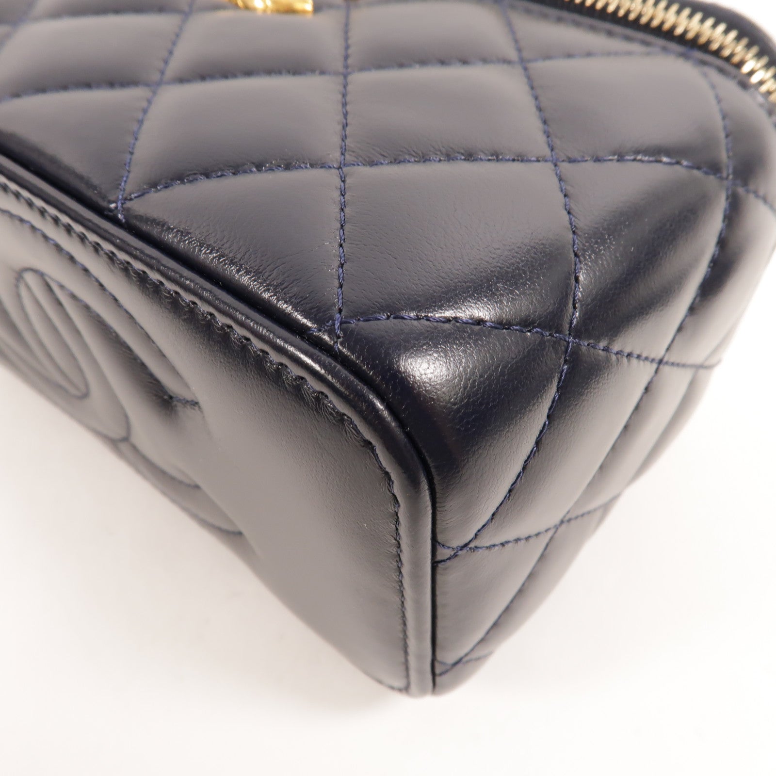 CHANEL 羊皮皮革Vanity Case鏈帶肩背袋