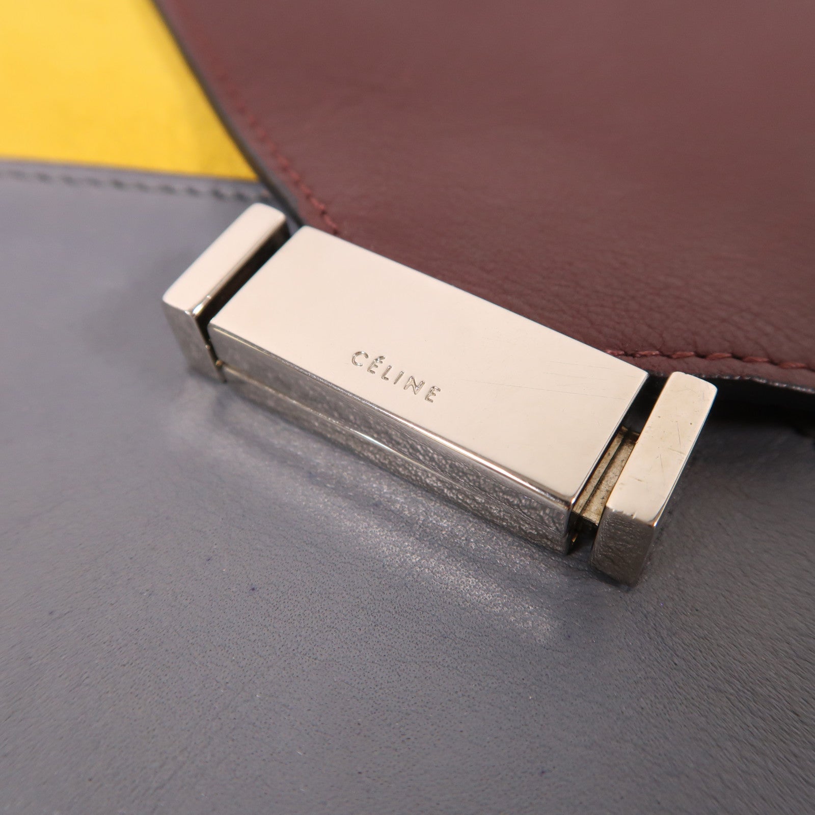 CELINE 【激減優惠】牛皮皮革Shoulder Bag銀扣肩背袋