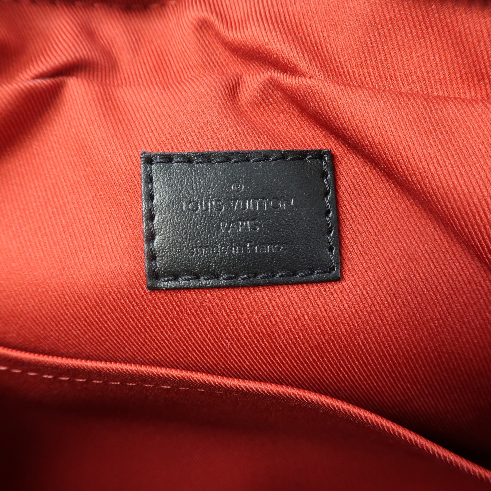 LOUIS VUITTON Damier Graphite Utility Messenger肩背袋黑色