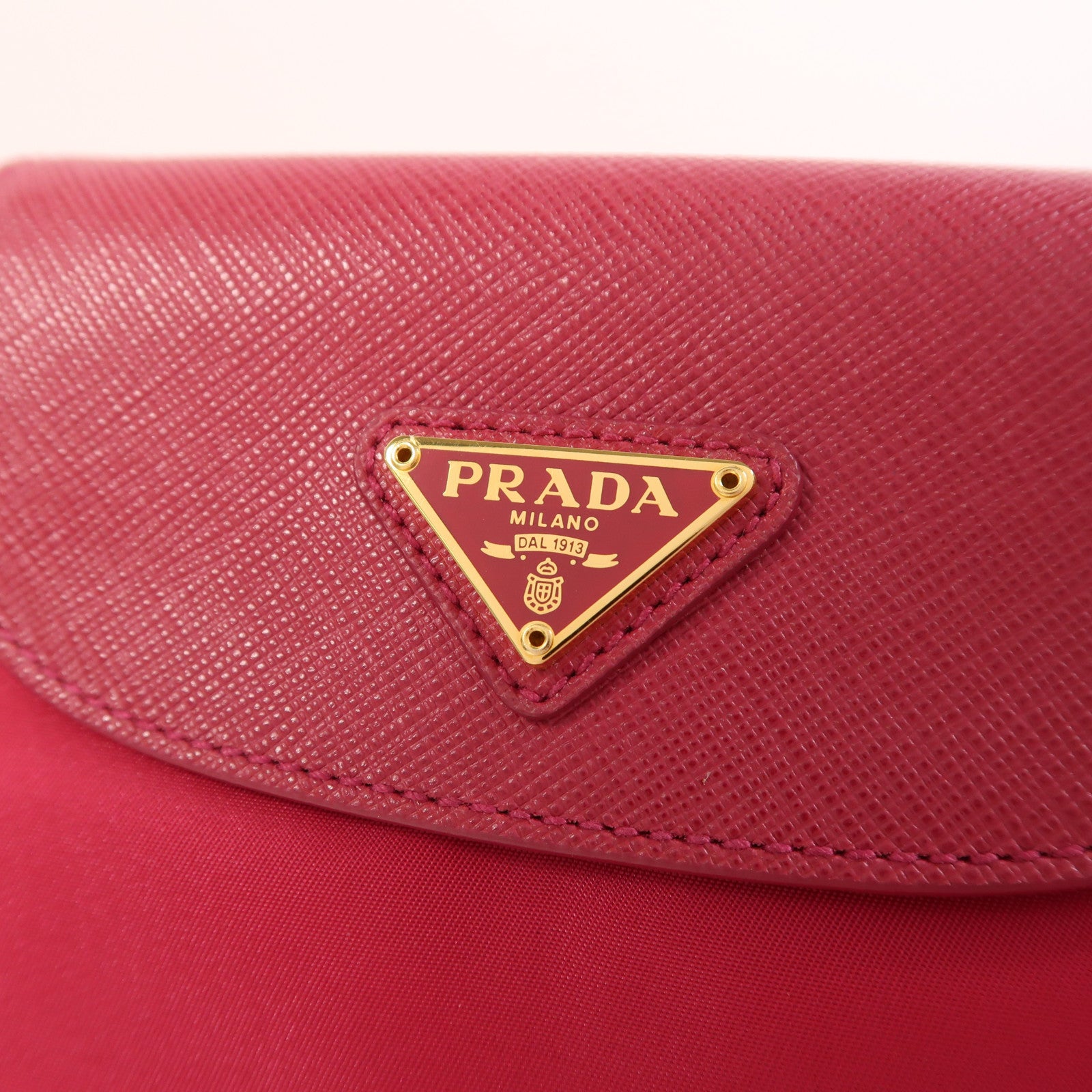 PRADA 尼龍Shoulder Bag金扣肩背袋