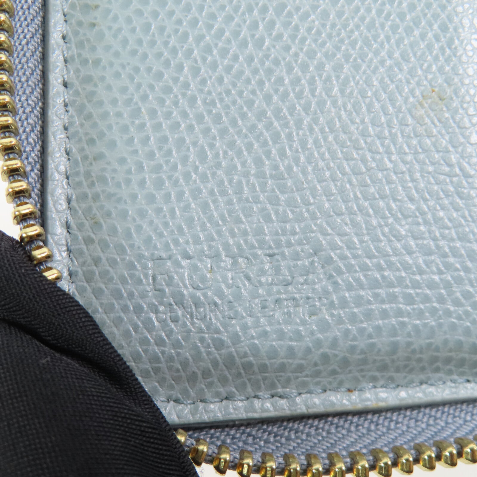 Furla 牛皮皮革Small Round Wallet金扣拉鏈短錢包