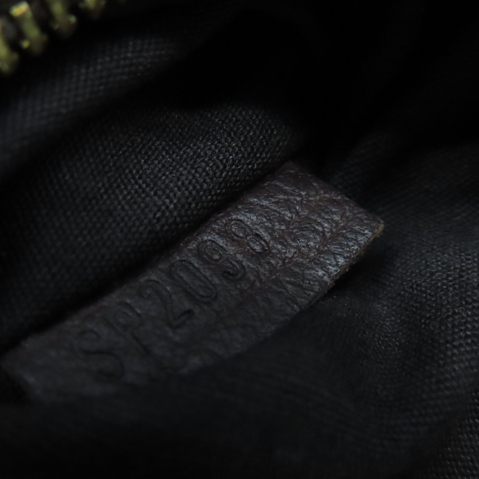 LOUIS VUITTON 【激減優惠】Monogram Mini Lin Pochette Accessoires金扣鏈帶肩帶袋啡色