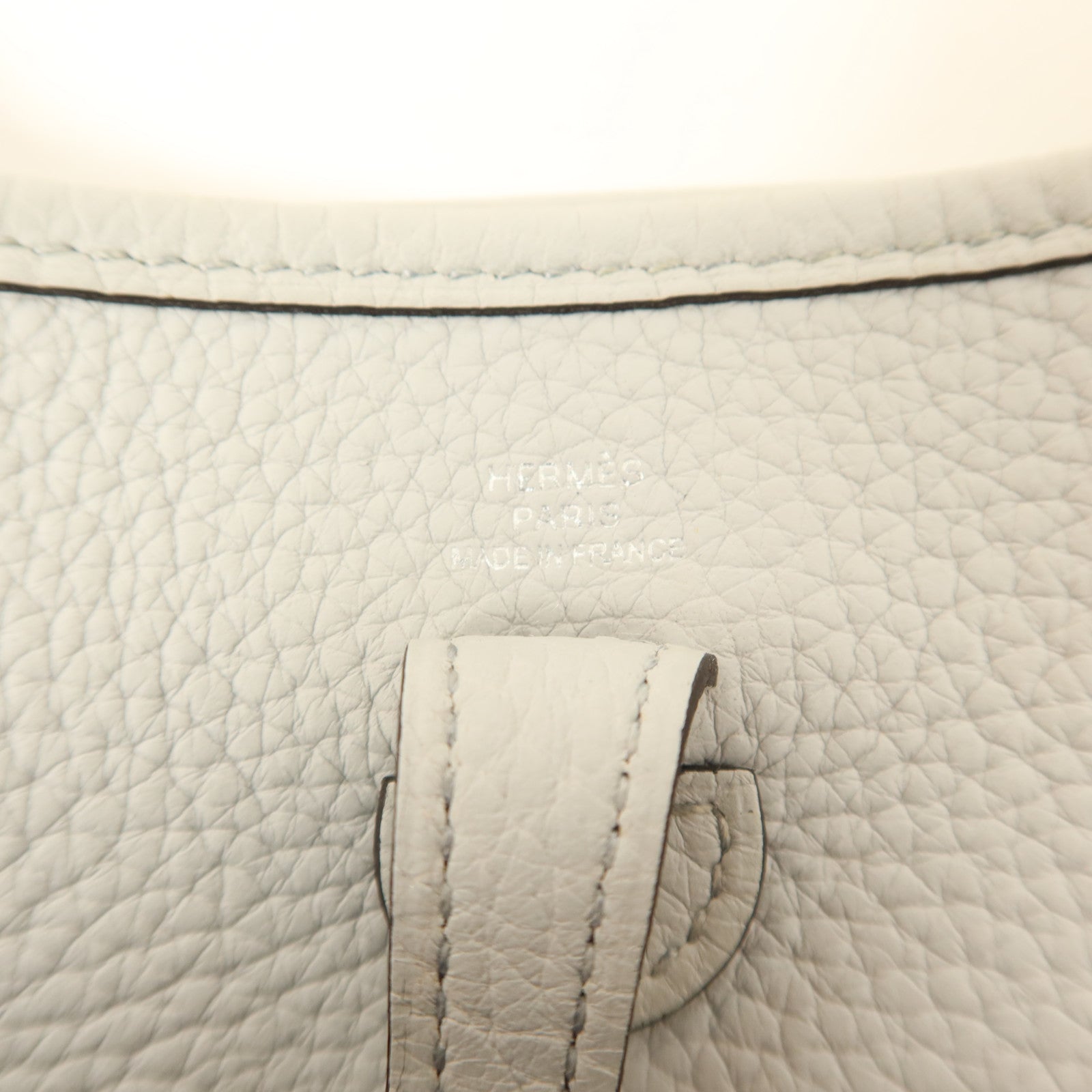HERMES Clemence皮革Evelyne TPM銀扣肩背袋Gris Perle
