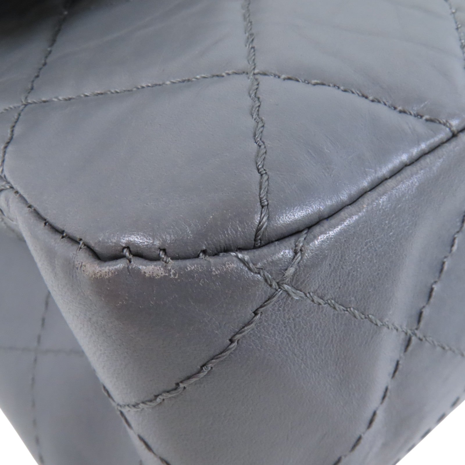 CHANEL 牛皮皮革2.55銀扣鏈帶肩背袋