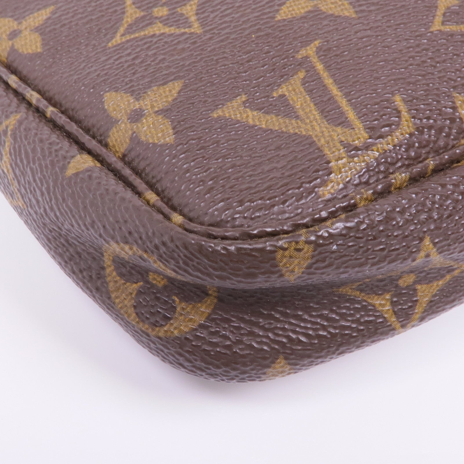 LOUIS VUITTON Monogram Pochette Accessoires金扣手挽袋棕色