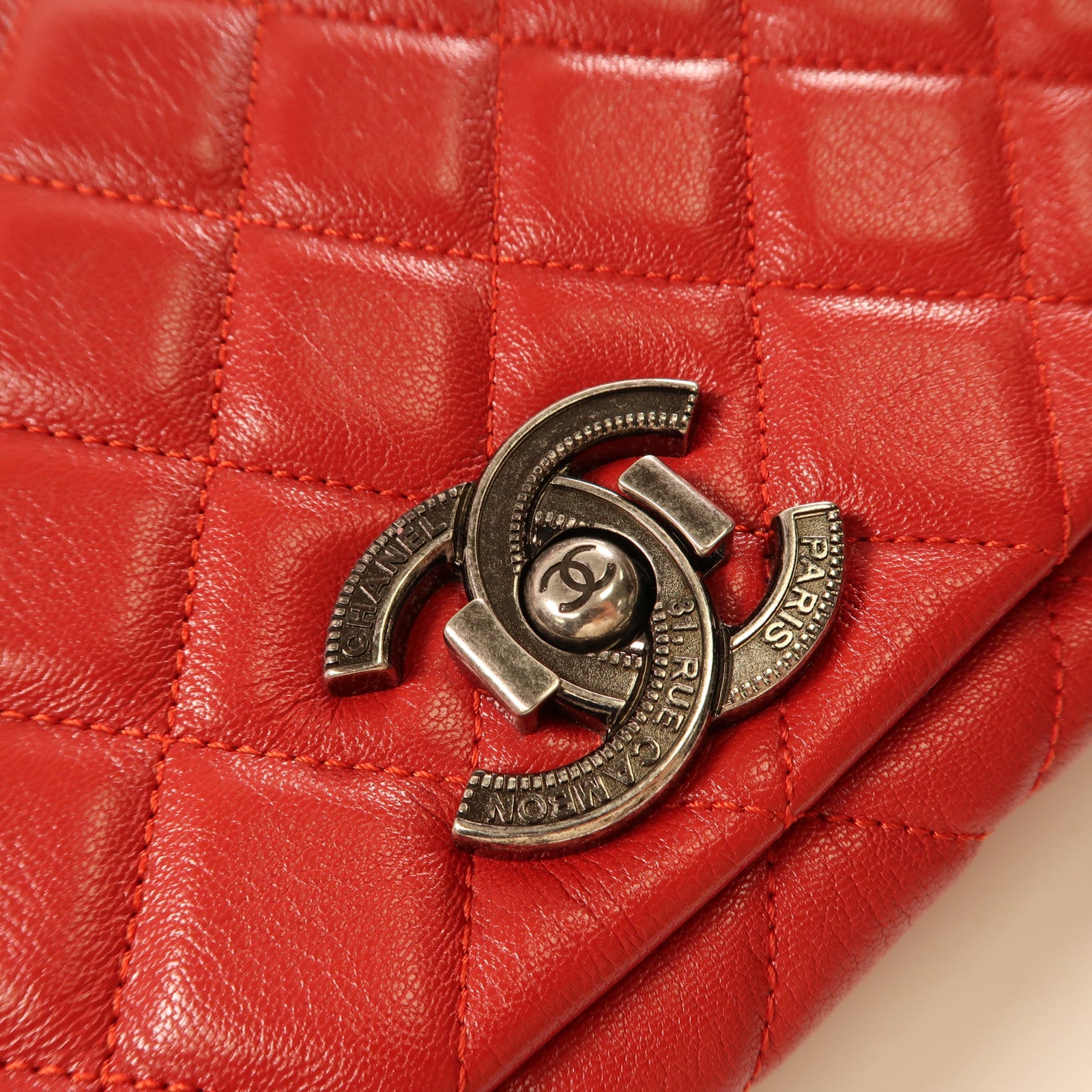 CHANEL 羊皮皮革Shoulder Bag銀扣鏈帶肩背袋紅色