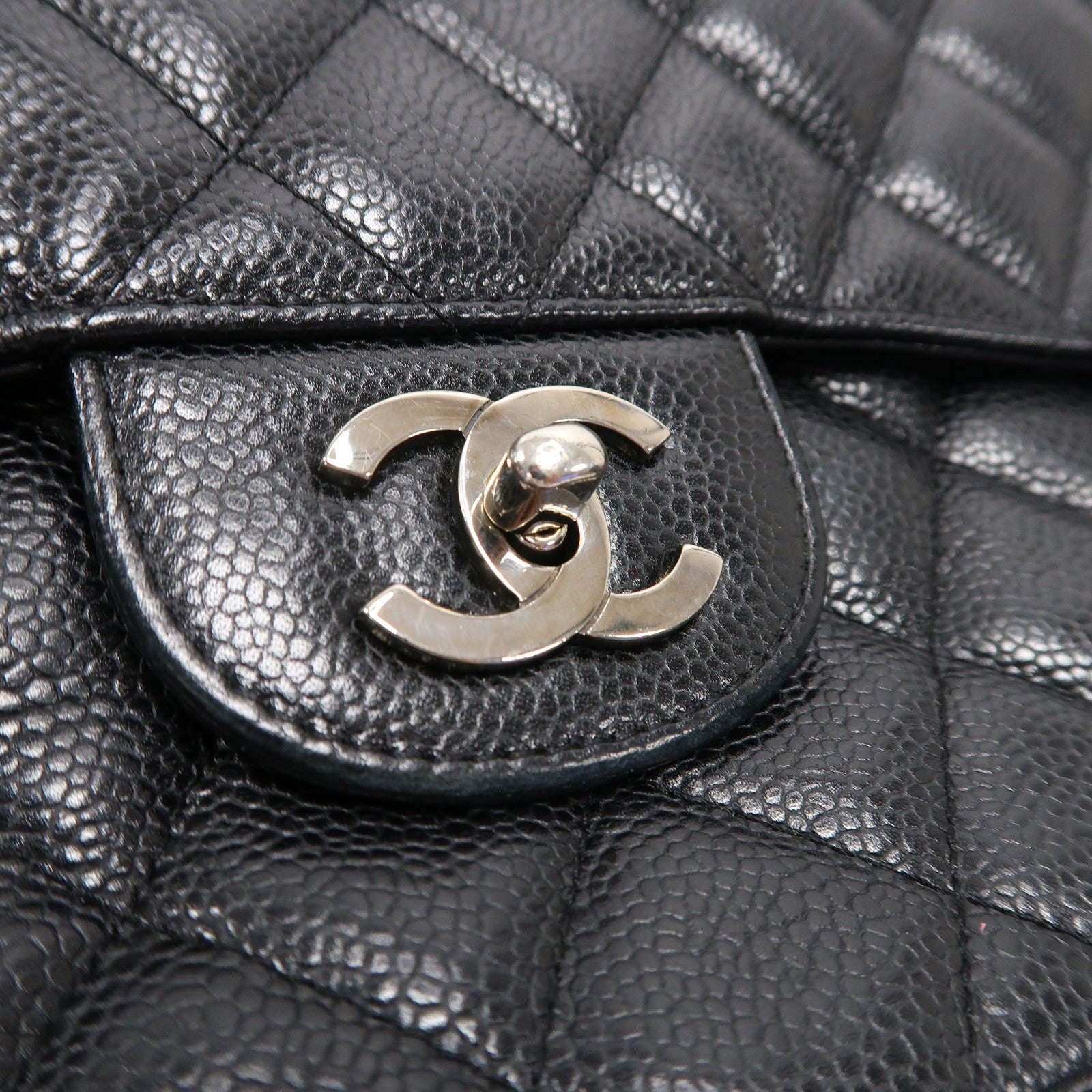 CHANEL 【激減優惠】菱格Caviar皮革Classic Jumbo銀扣鏈帶肩背袋黑色