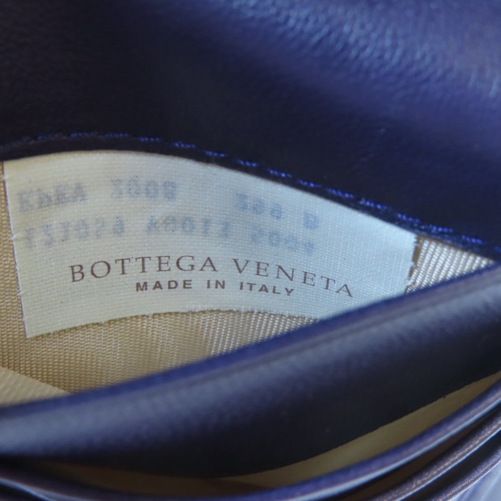 BOTTEGA VENETA 【激減優惠】羊皮皮革Wallet金扣錢包紫色