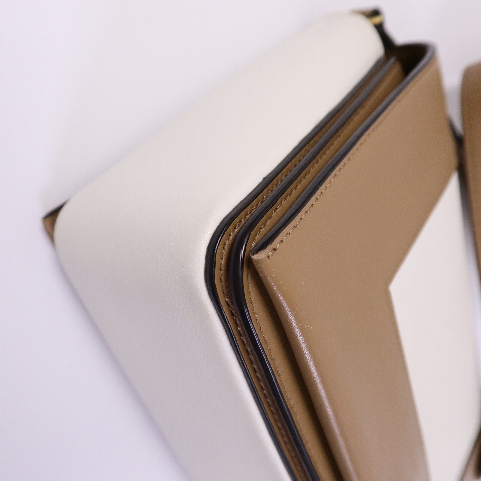 CELINE 牛皮皮革Frame Bag肩背袋