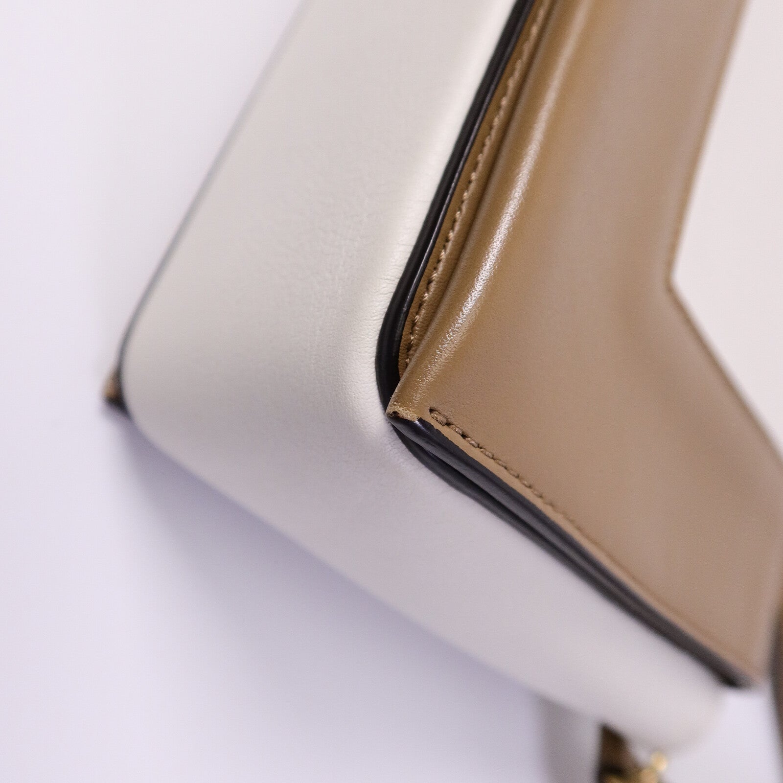 CELINE 牛皮皮革Frame Bag肩背袋