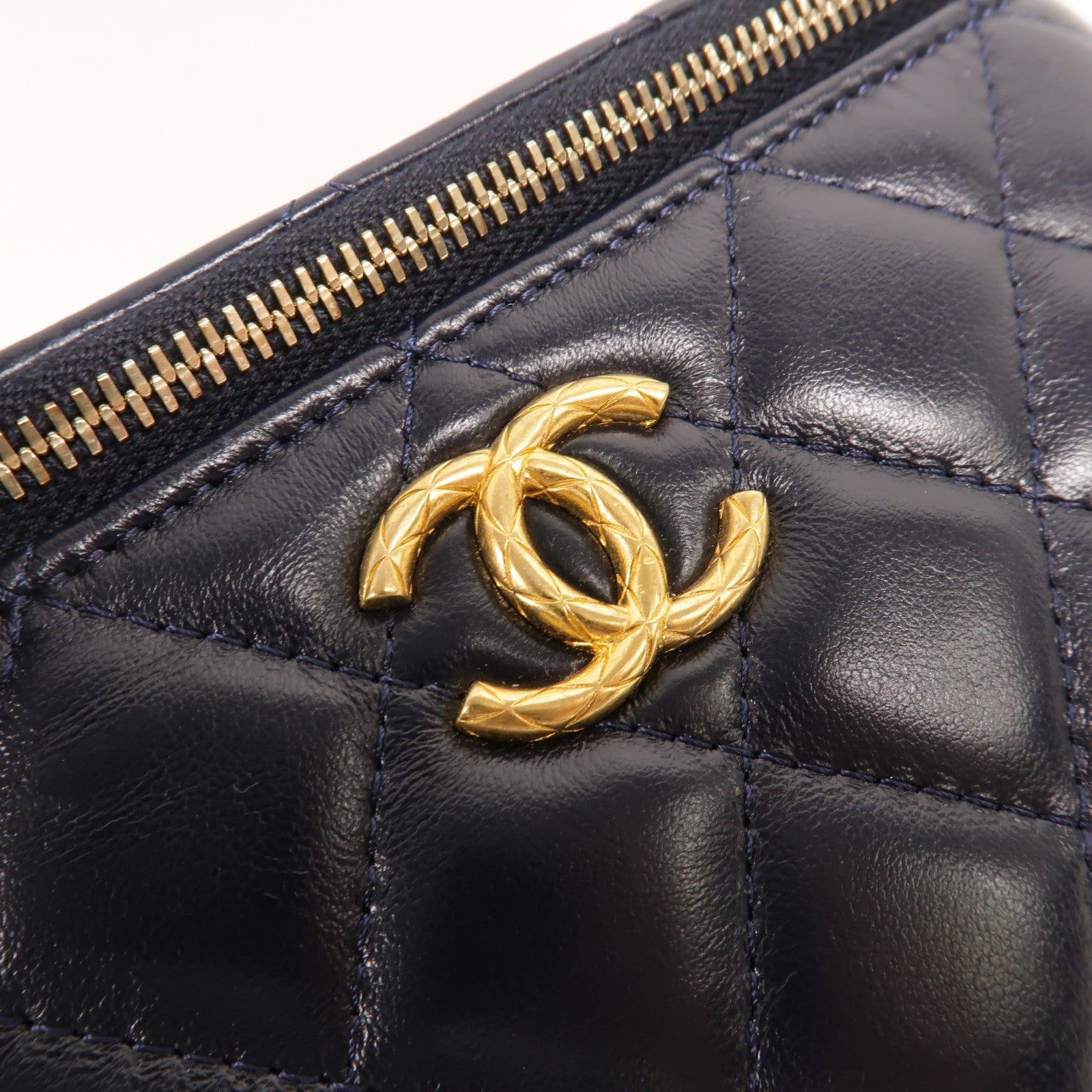 CHANEL 羊皮皮革Vanity Case鏈帶肩背袋