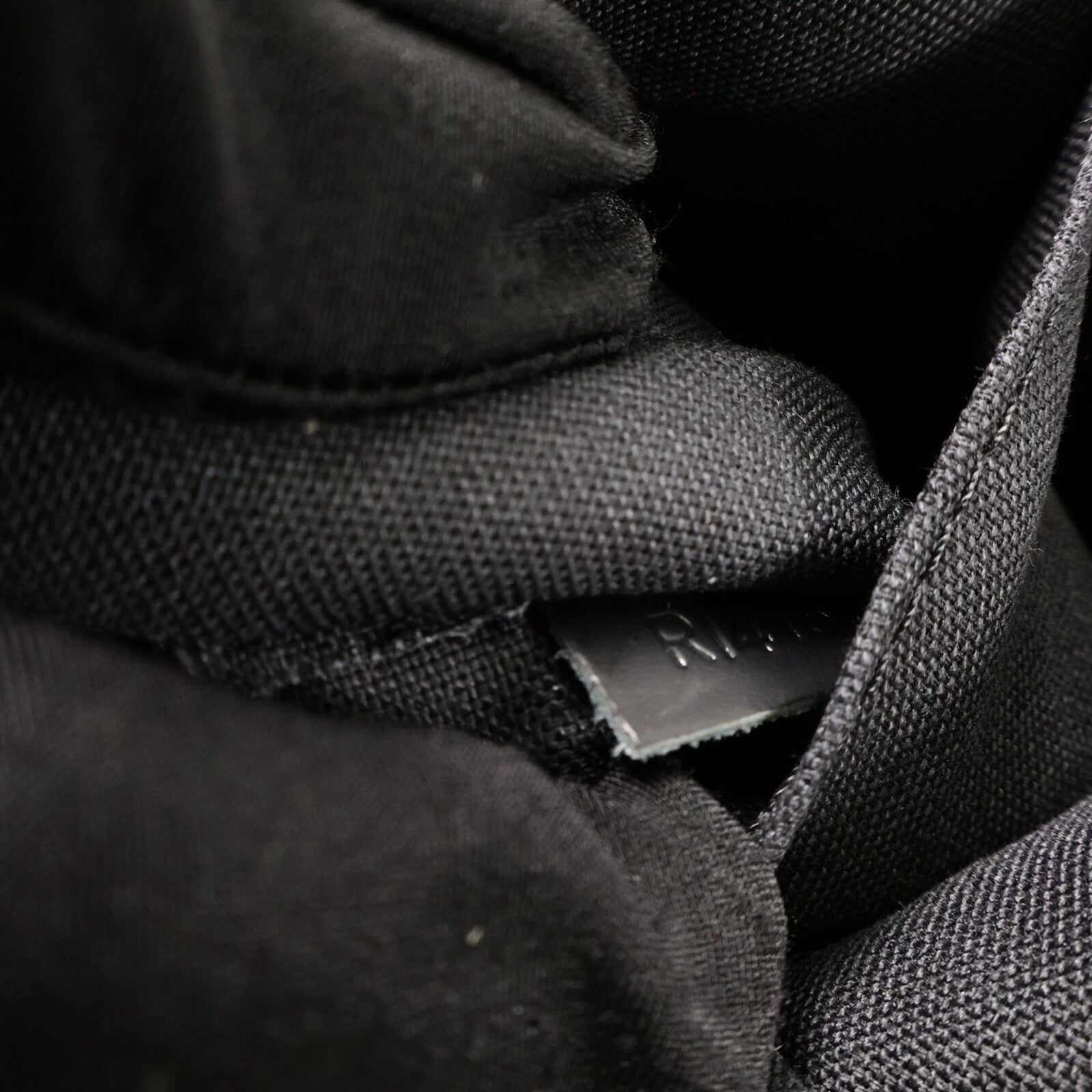 LOUIS VUITTON Damier Graphite Michael Backpack背包