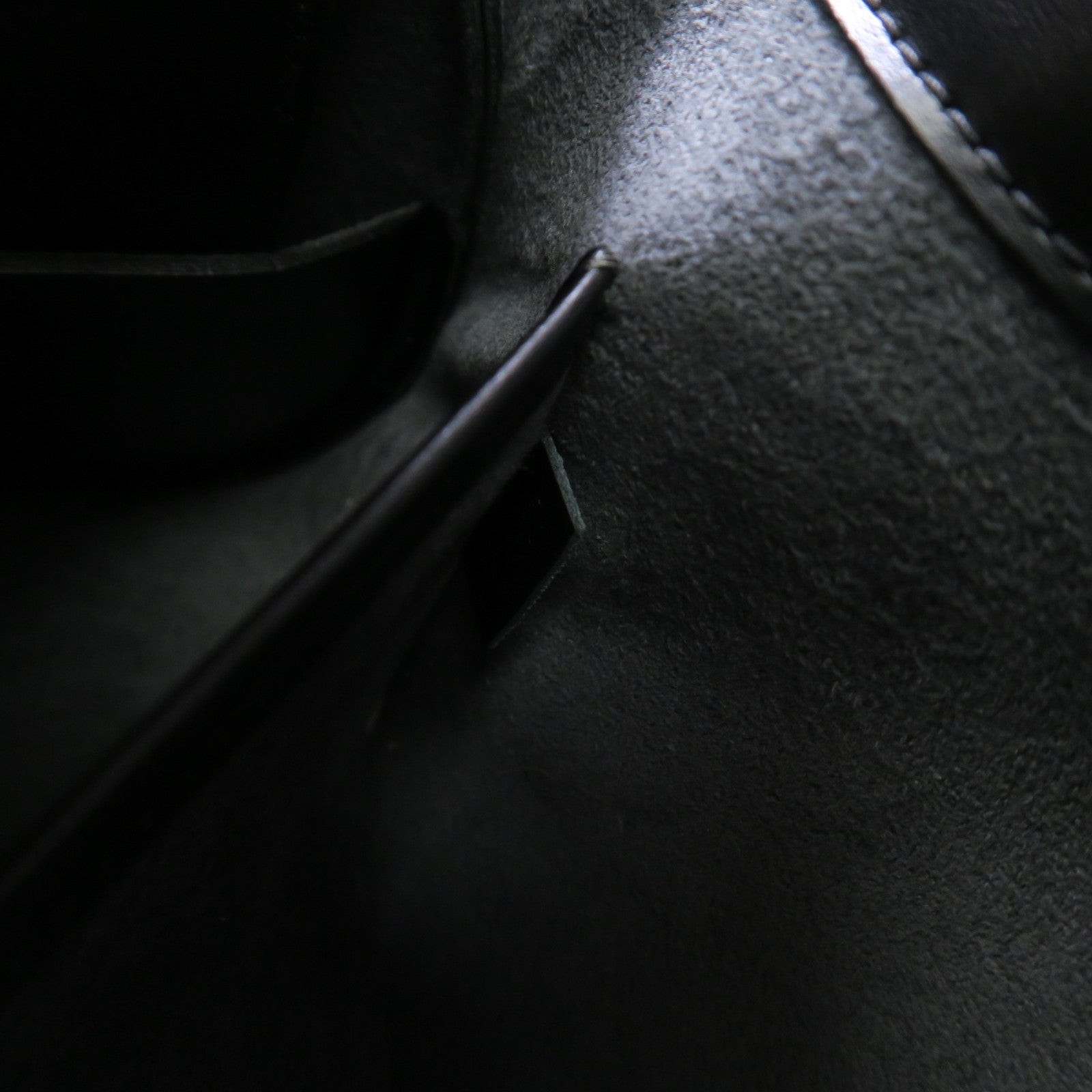 LOUIS VUITTON Epi Nocturne GM肩背袋黑色