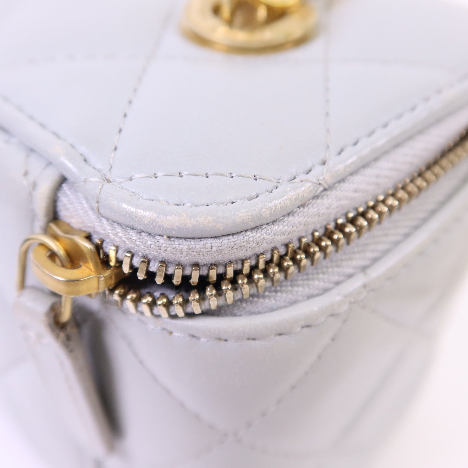 CHANEL 羊皮皮革Vanity Case金扣鏈帶肩背袋