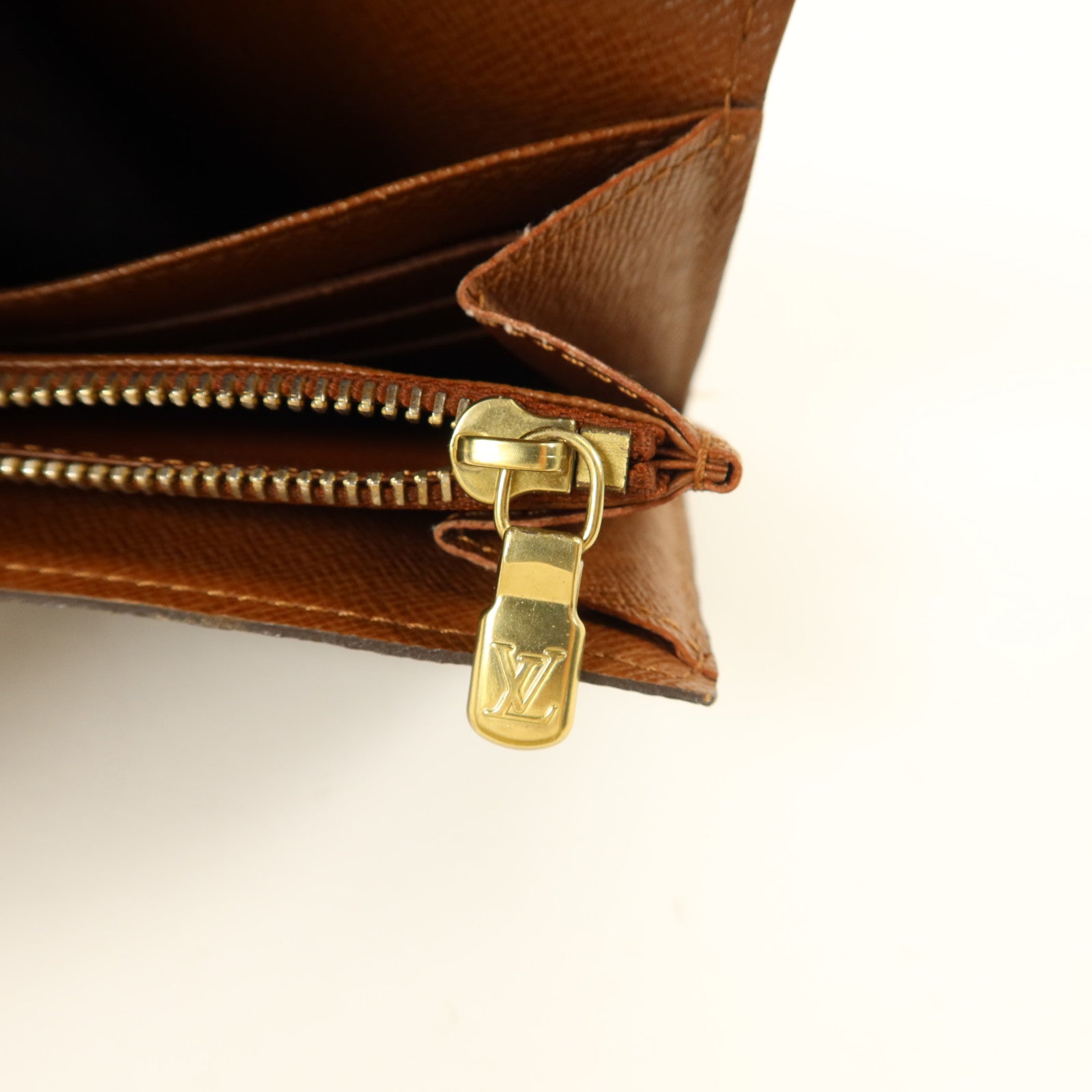 LOUIS VUITTON Monogram Sarah Wallet長錢包