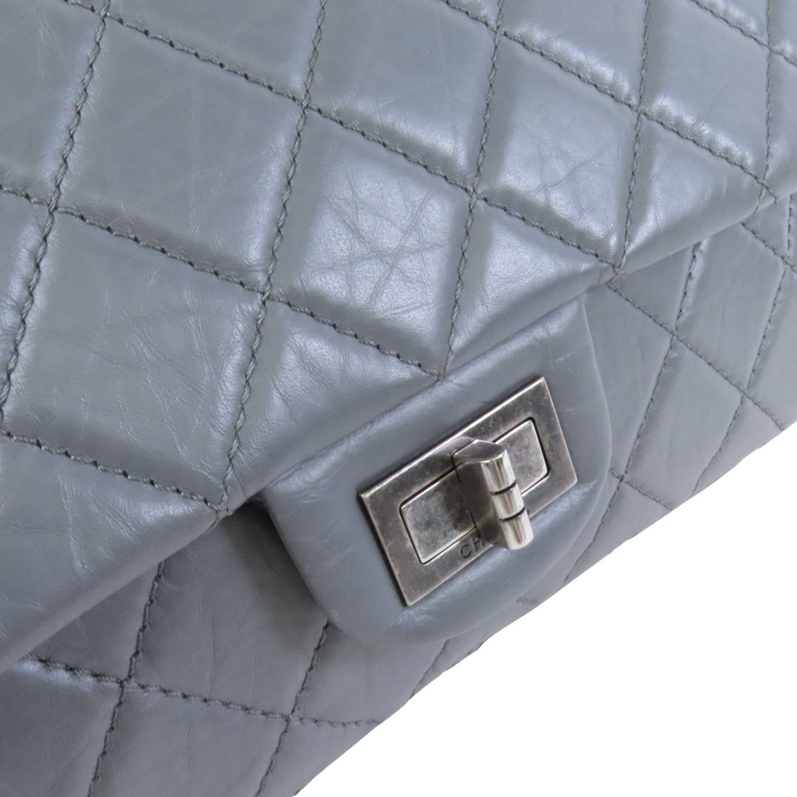 CHANEL 牛皮皮革2.55銀扣鏈帶肩背袋